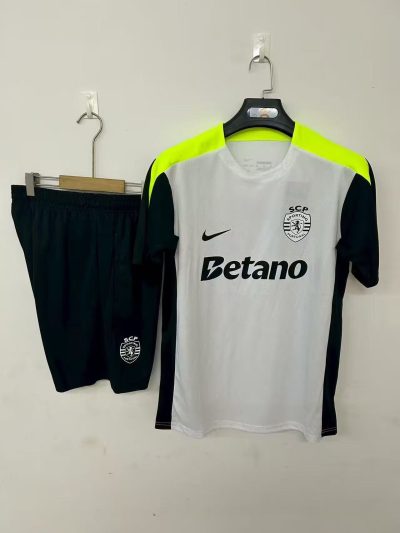 2025/2026 Sporting Lisbon Training suit Football Shirt 1:1 Thai Quality