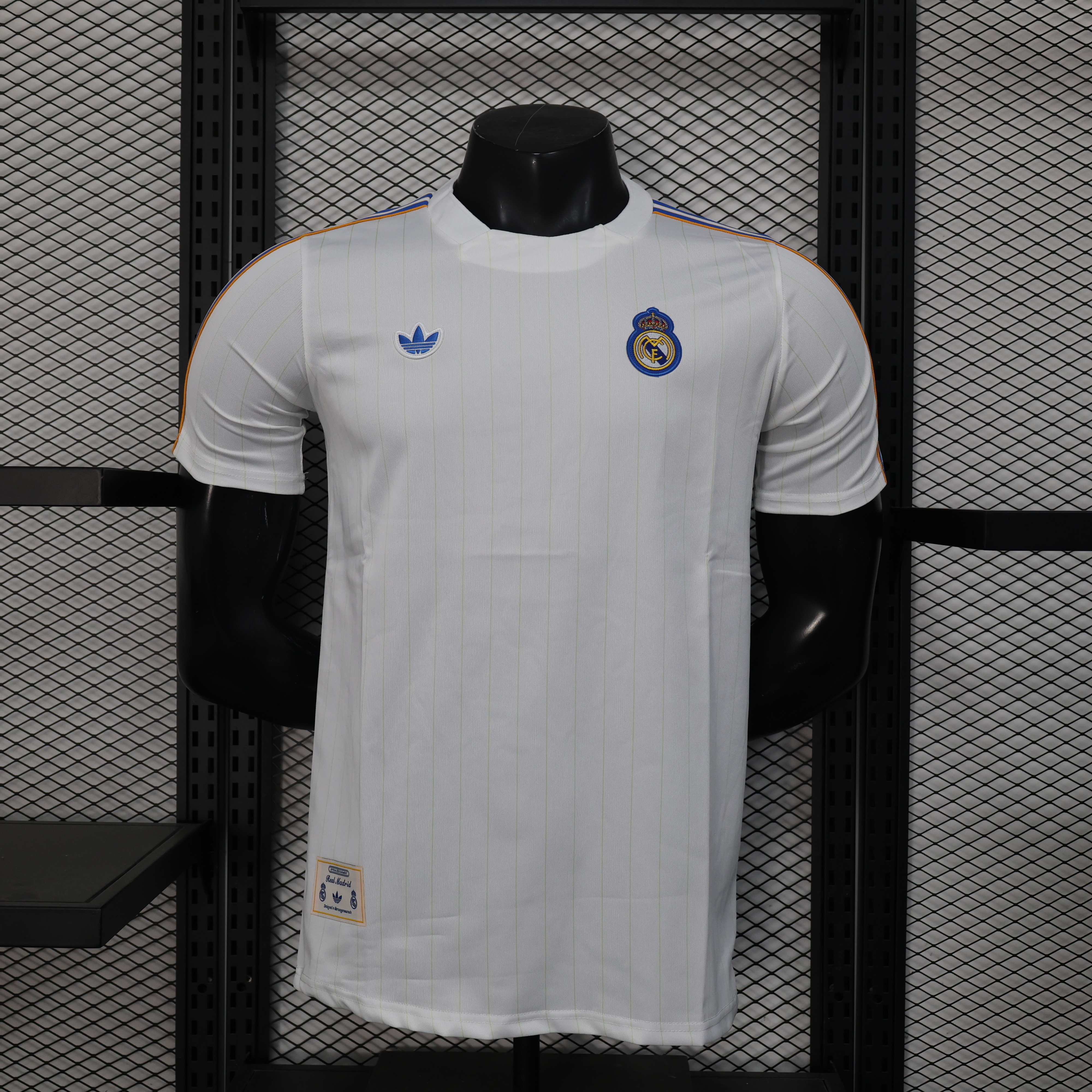 2025/2026 Player Version Real Madrid Casual style Football Shirt 1:1 Thai Quality