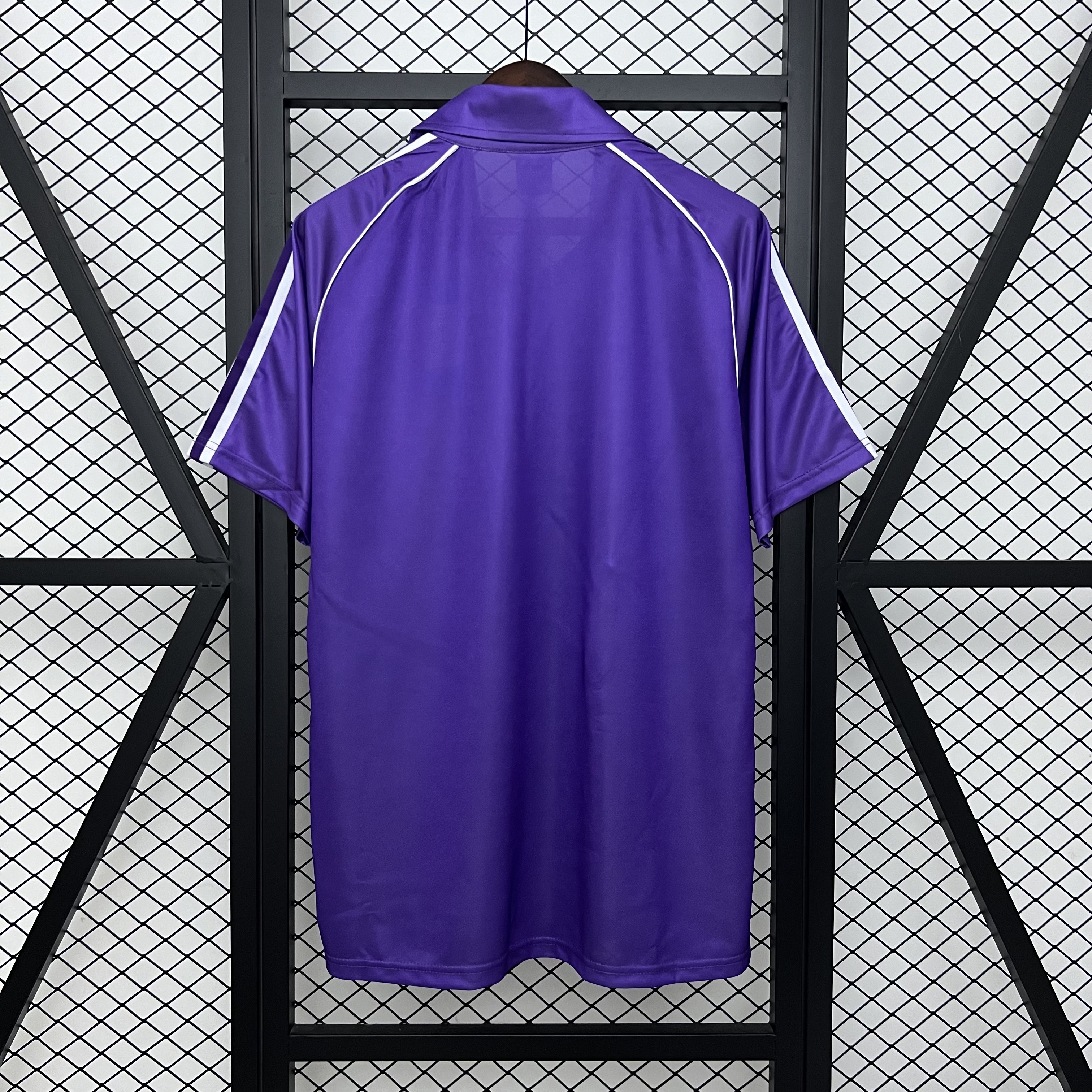 1984/1985 Real Madrid Away Football Shirt 1:1 Thai Quality - Image 2