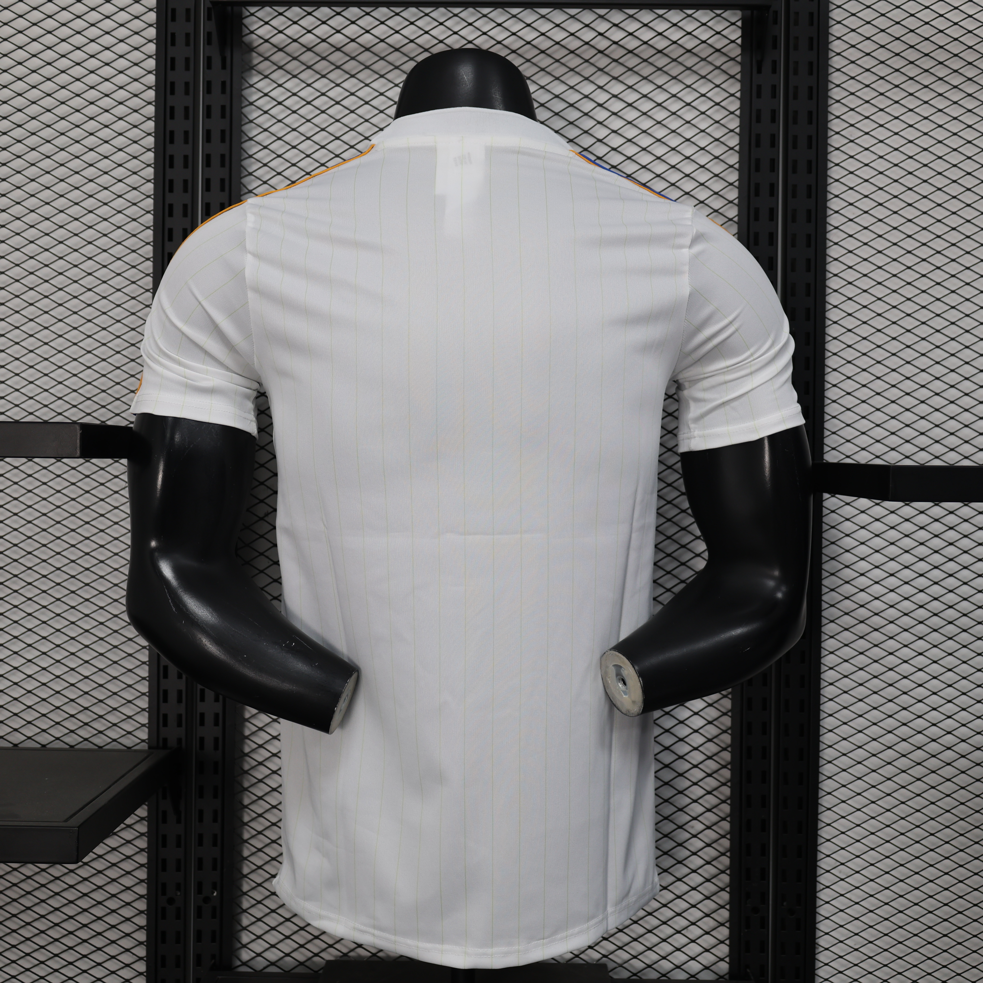 2025/2026 Player Version Real Madrid Casual style Football Shirt 1:1 Thai Quality - Image 2