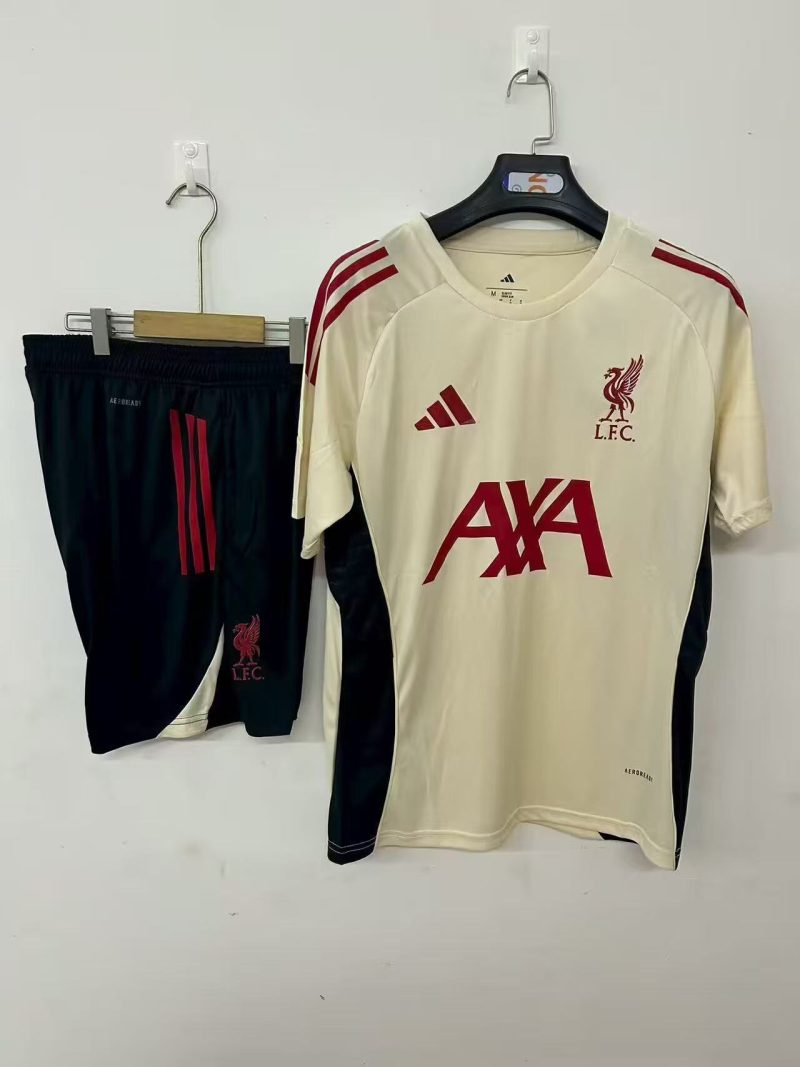 24a194b5ca51296144ea60f91677afa4 2025/2026 Liverpool Training suit Football Shirt 1:1 Thai Quality