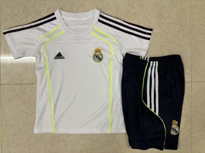 2025/2026 Real Madrid Training suit Football Shirt Kids Size 1:1 Thai Quality