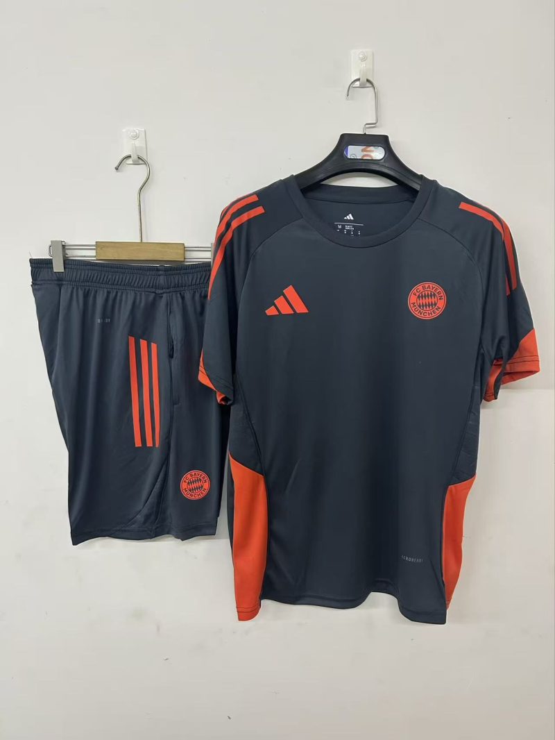 5b924a2e578446abdd294f624077b21b 2025/2026 Bayern Munich Training suit Football Shirt 1:1 Thai Quality