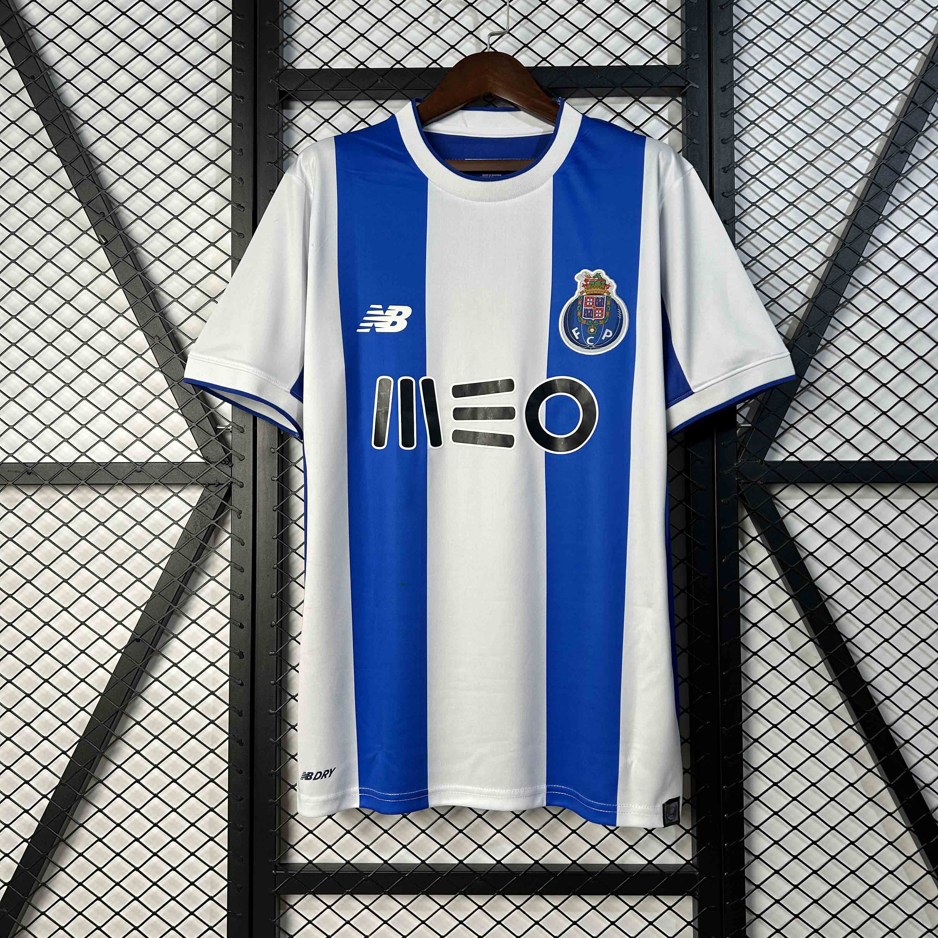 2017/2018 Retro FC Porto Home Football Shirt 1:1 Thai Quality
