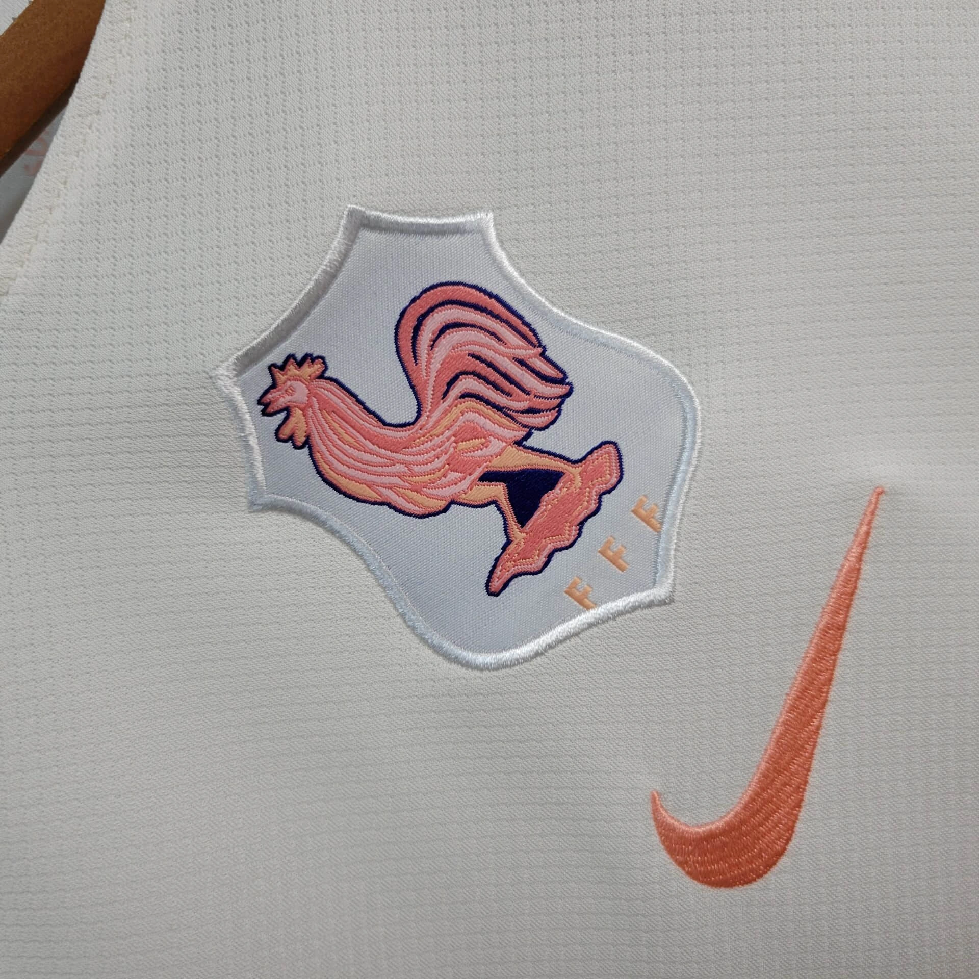 2025 Women France Away Football Shirt 1:1 Thai Quality - Image 3
