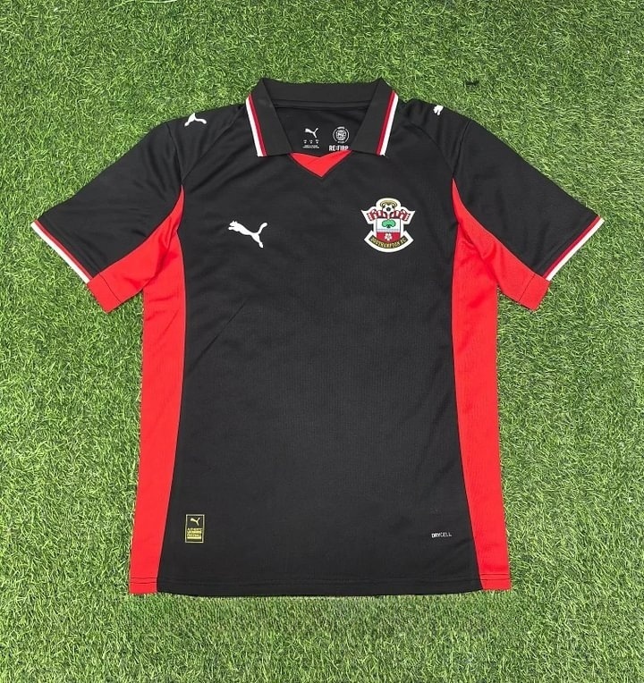 8b2fbe7b2a09bf41fcaaf071419a9bc9 2025/2026 Southampton Away Football Shirt 1:1 Thai Quality