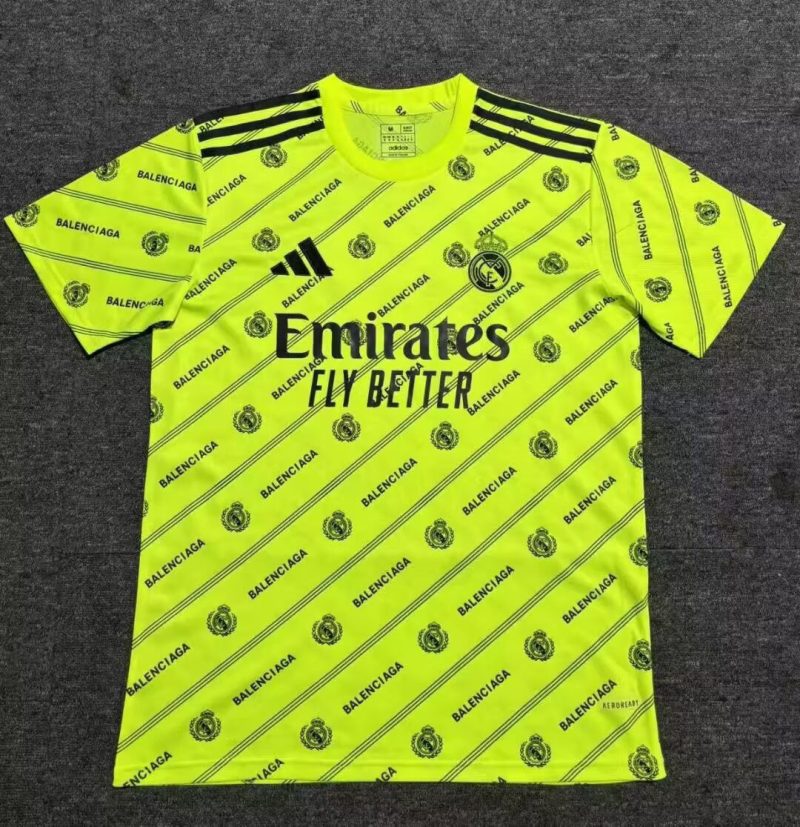 9ded336831c310e767742fe1d1257211 2025/2026 Real Madrid Co-branded version Football Shirt 1:1 Thai Quality