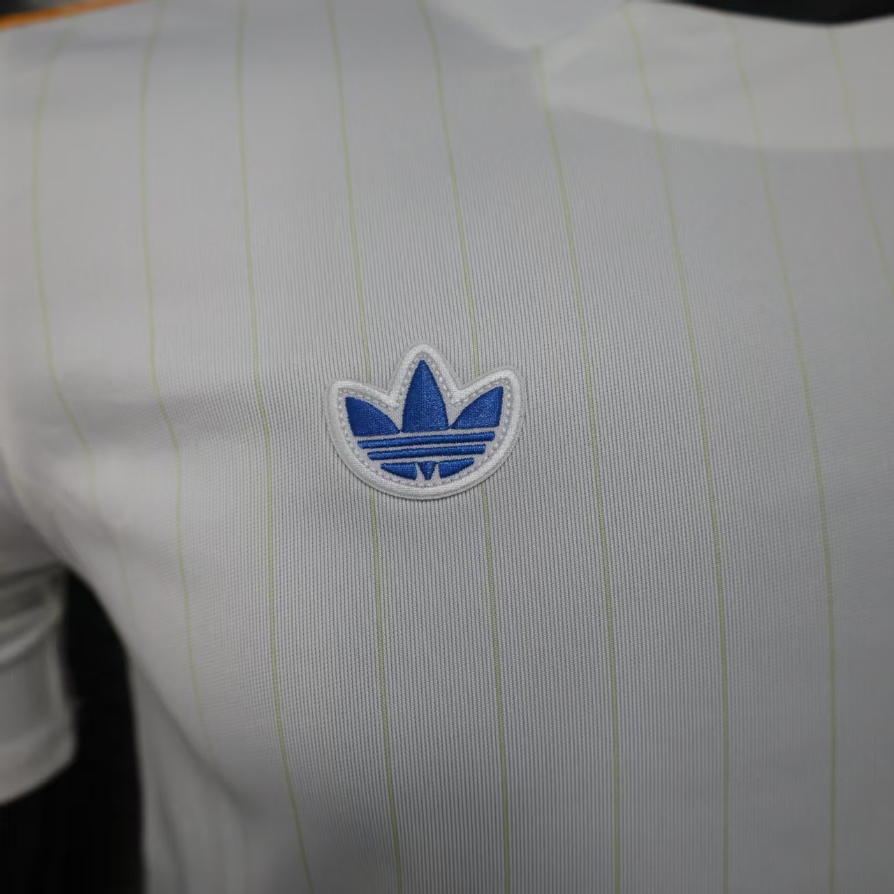 2025/2026 Player Version Real Madrid Casual style Football Shirt 1:1 Thai Quality - Image 4
