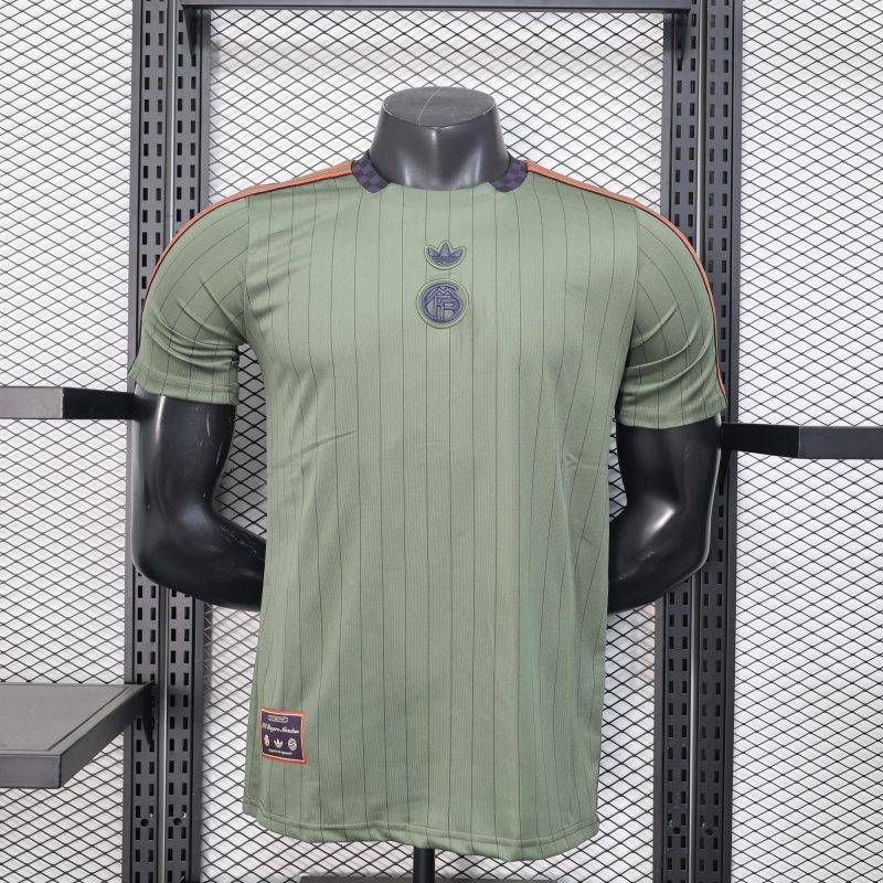 b323b3e1809806fdc9ff5ec1442998ae 2025/2026 Player Version Bayern Munich Casual style Football Shirt 1:1 Thai Quality