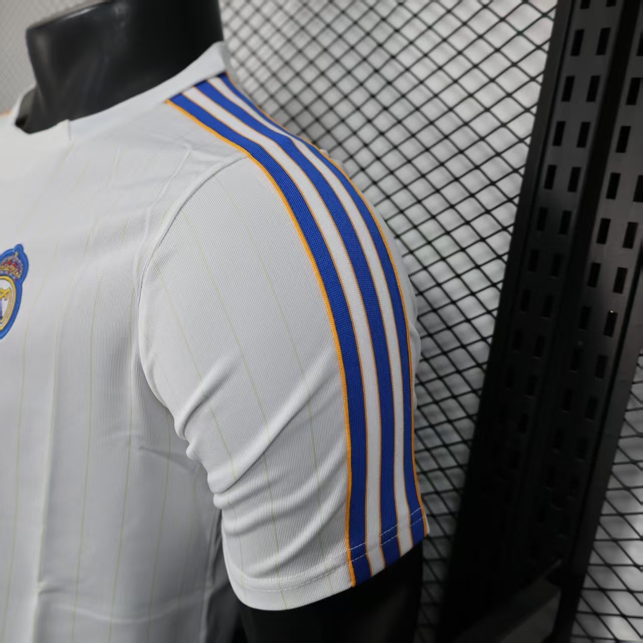 2025/2026 Player Version Real Madrid Football Shirt 1:1 Thai Quality - Image 7