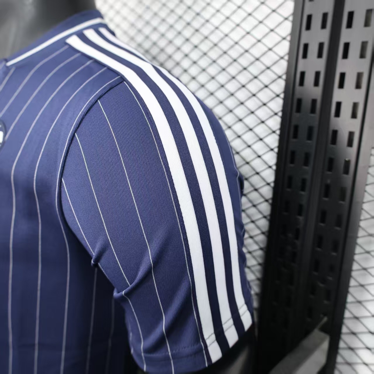 2025/2026 Player Version West Ham United Casual version Football Shirt 1:1 Thai Quality - Image 7