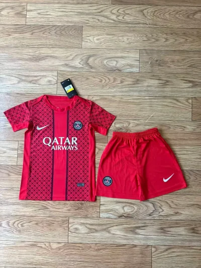 2025/2026 Paris Saint-Germain Pre-matchFootball Red Football Shirt Children's Size 1:1 Thai Quality
