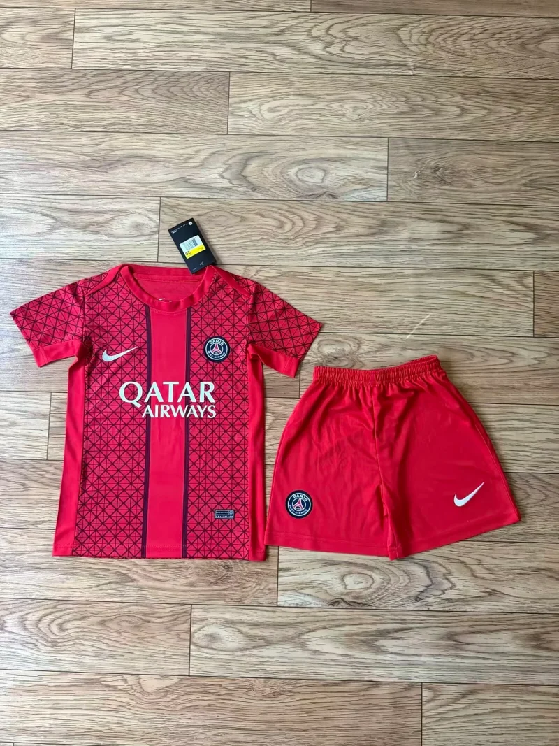 e589df542ed4b0206c79a402654266ef 2025/2026 Paris Saint-Germain Pre-matchFootball Red Football Shirt Children's Size 1:1 Thai Quality