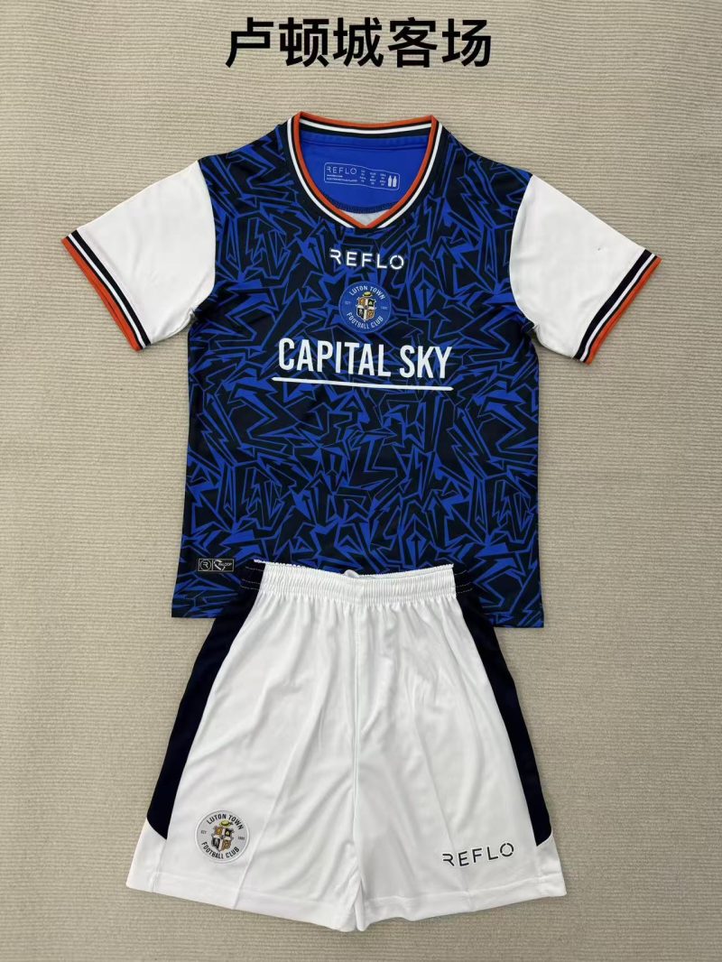 f0a89a9fe0dccc07cd0e4e0b78b2b30b 2025/2026 Luton City Away Kids Size 1:1 Thai Quality
