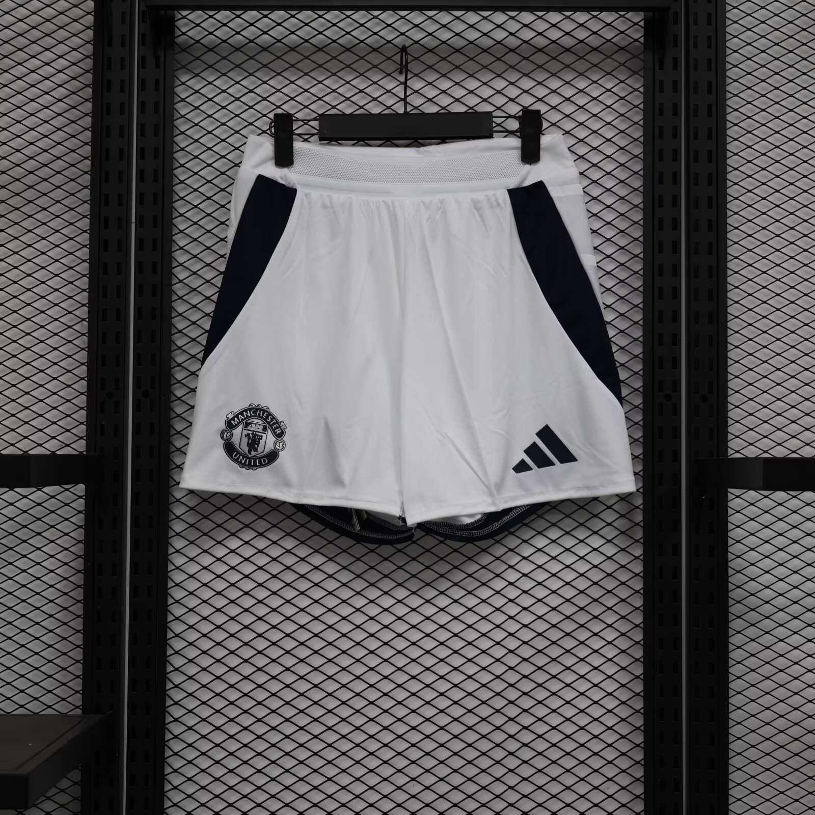 2024/2025 Player Version Manchester United Shorts 1:1 Thai Quality