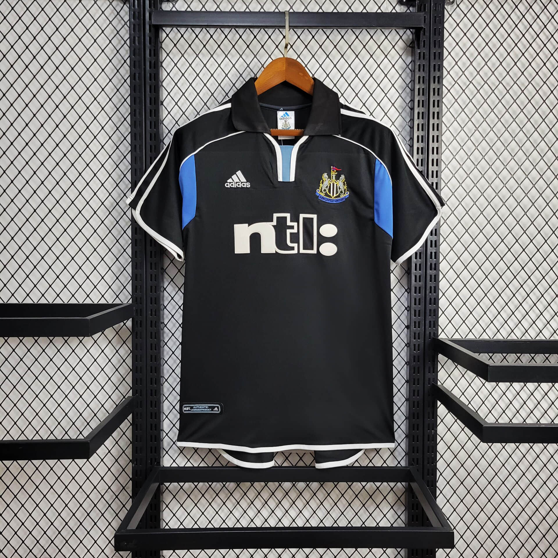 2000/2001 Retro Newcastle United Away Football Shirt 1:1 Thai Qualit