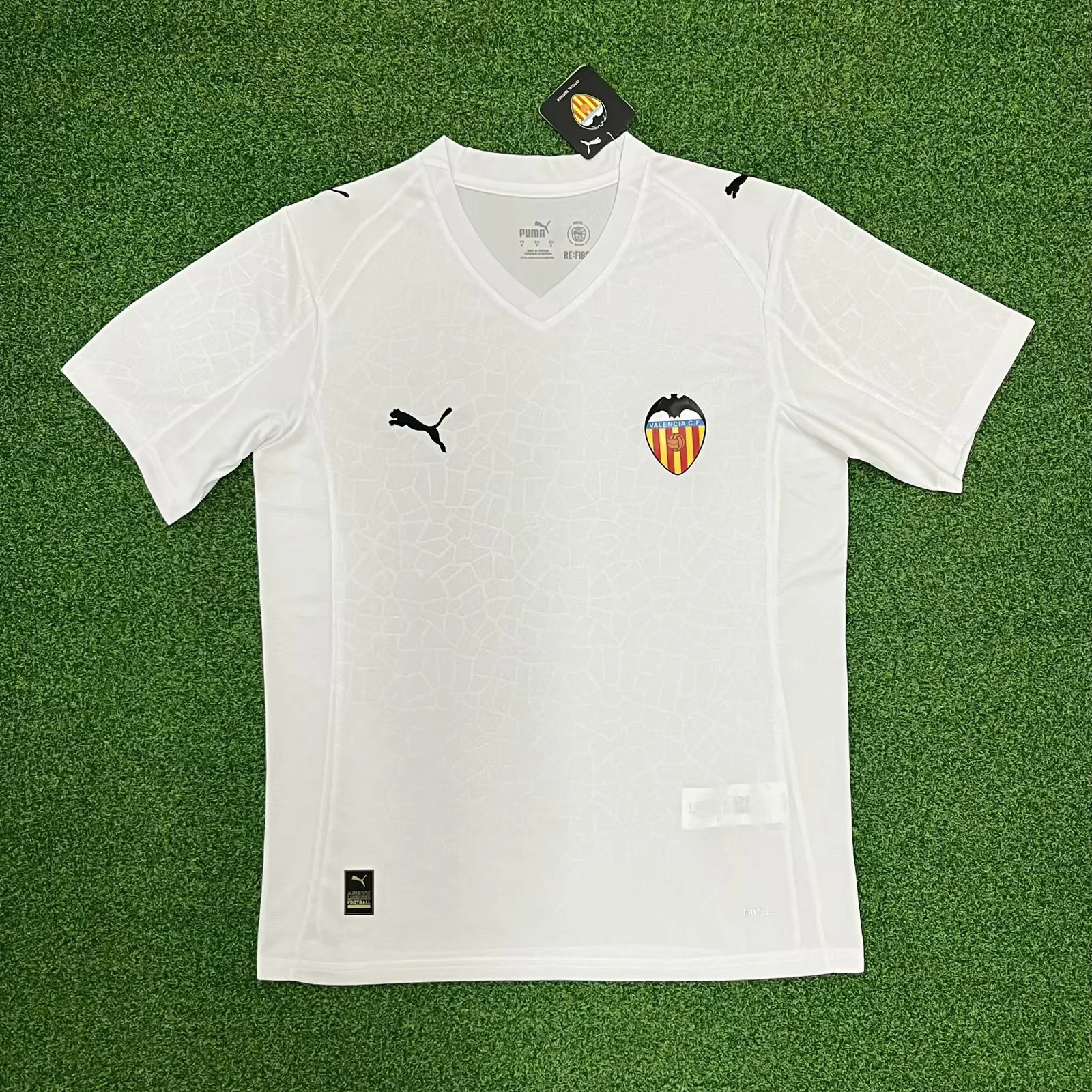 2025/2026 Valencia Home Football Shirt 1:1 Thai Quality