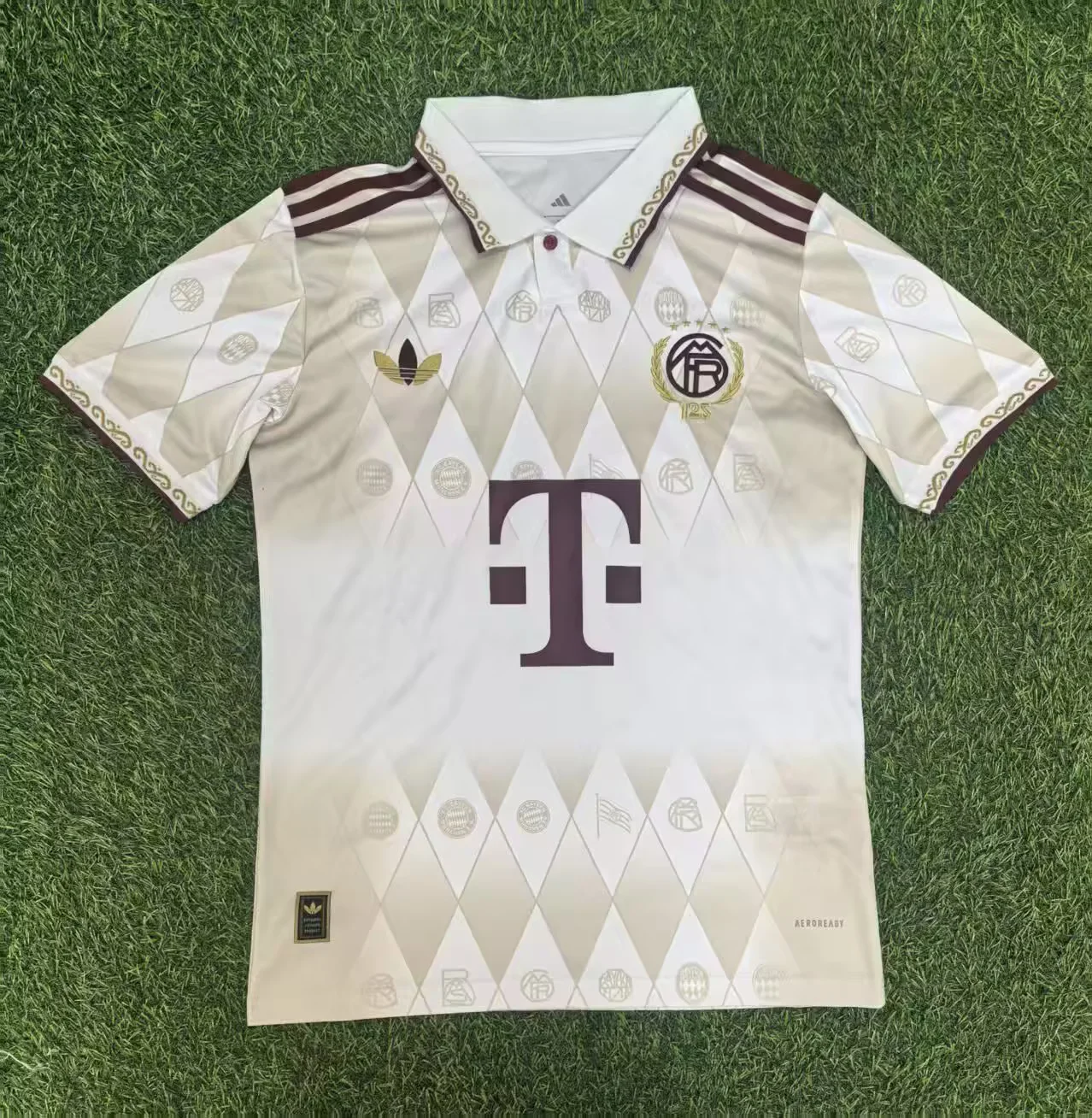 2025/2026 Bayern Munchen Commemorative Edition Football Shirt 1:1 Thai Quality