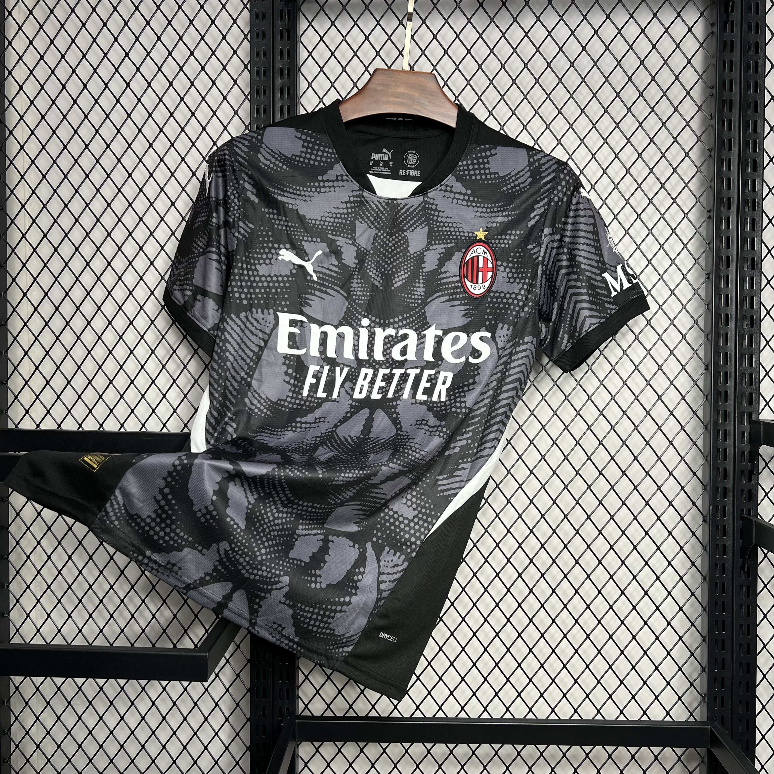 2024/2025 AC Milan Goalkeeper Black Football Shirt 1:1 Thai Quality
