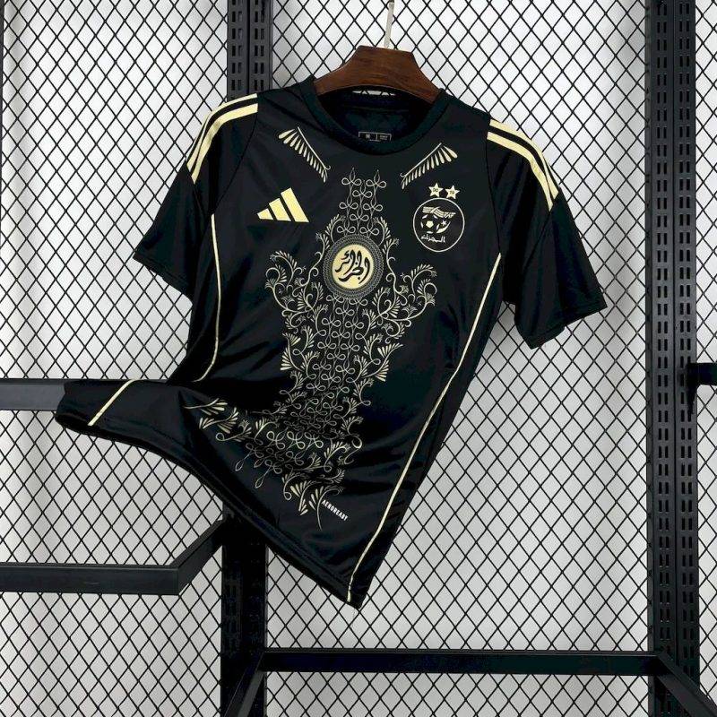 24e02a2cb8c6ee4af18b1ed2aac575ca 2024 Algeria Black Football Shirt 1:1 Thai Quality