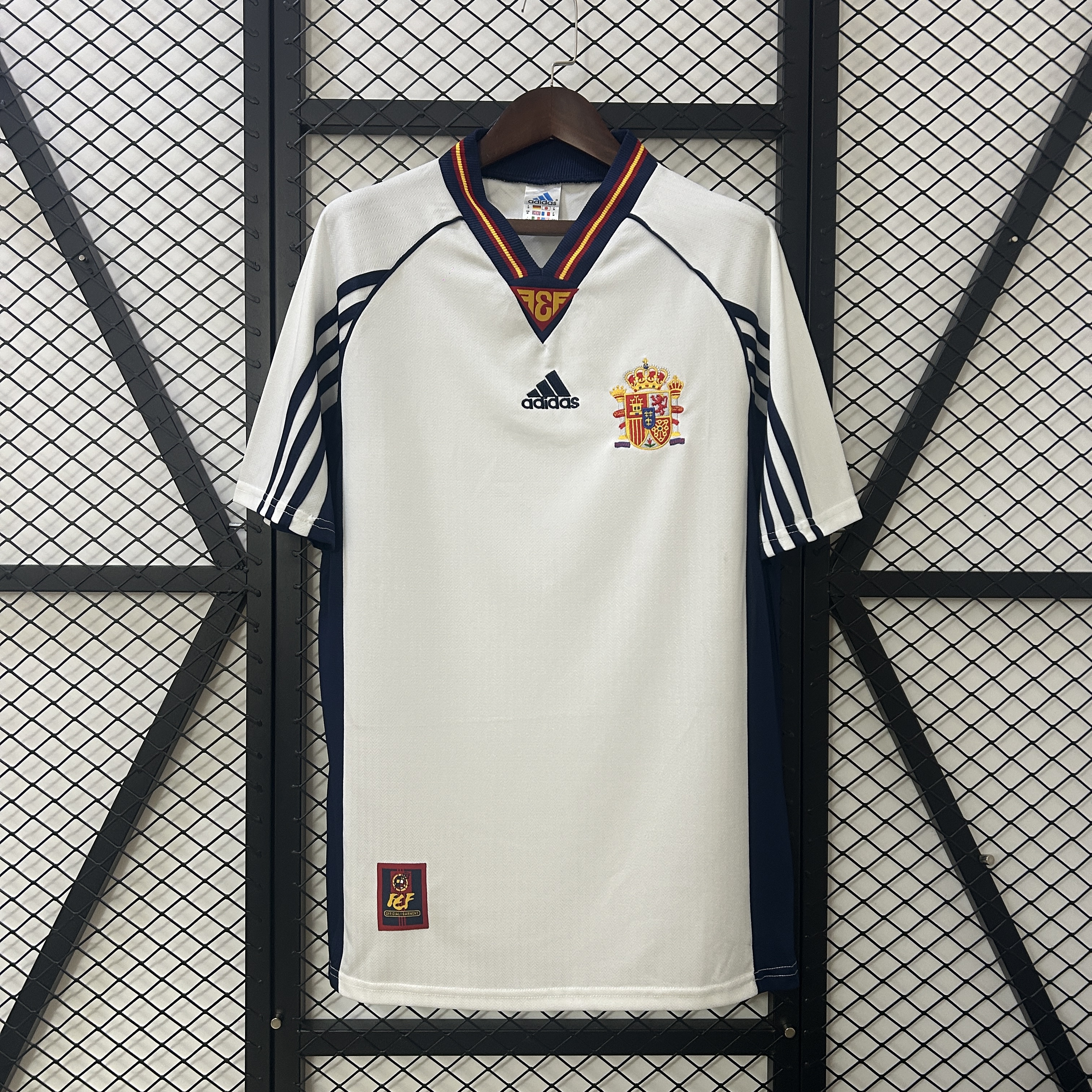 1998 Retro Spain Away Football Shirt 1:1 Thai Quality