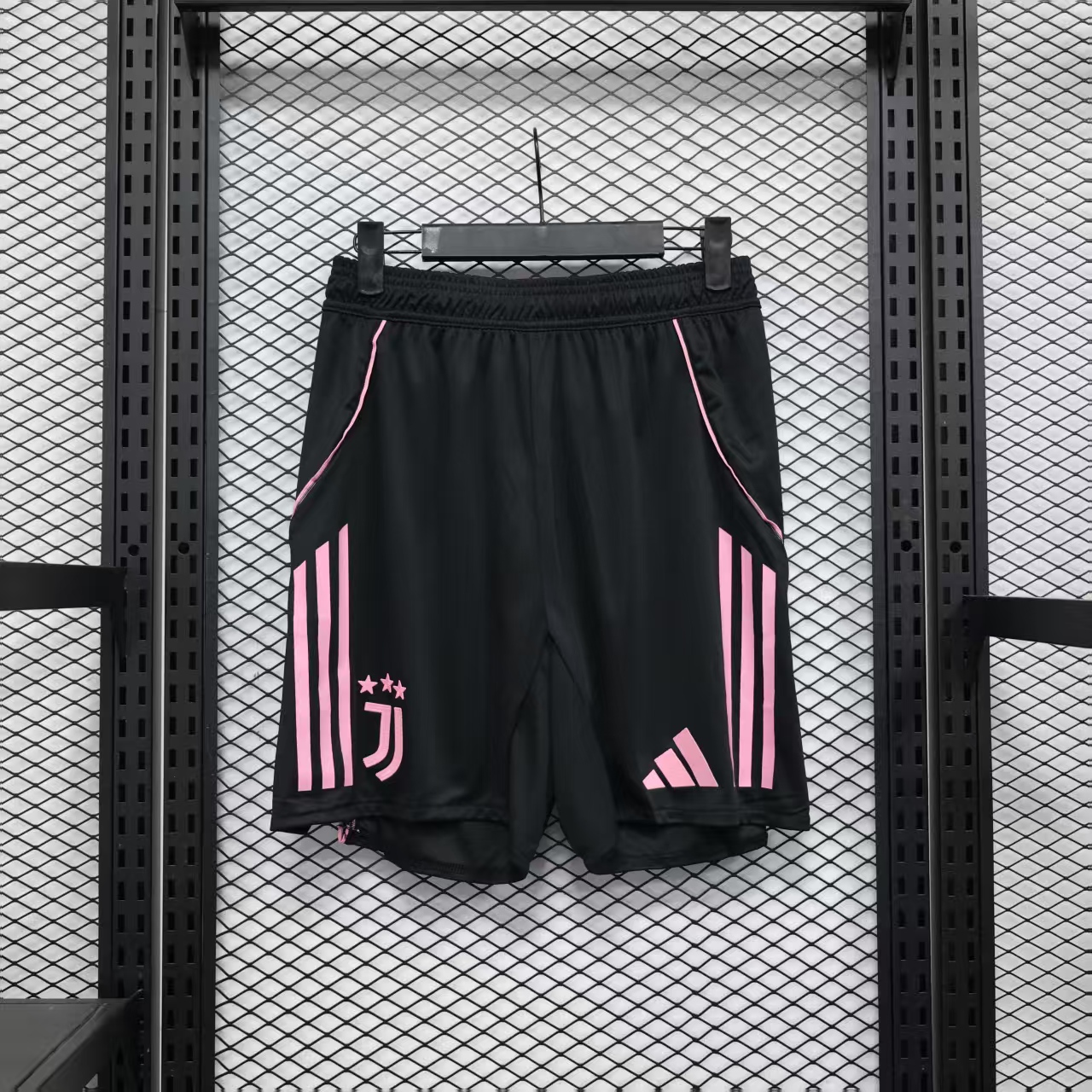 2025/2026 Player Version Juventus Home Shorts 1:1 Thai Quality