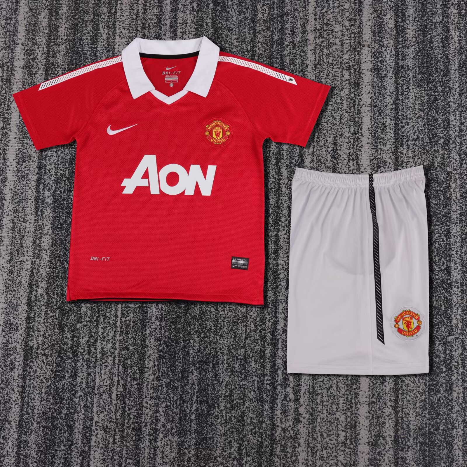 2010/2011 Retro Manchester United Home Football Shirt Kids Size 1:1 Thai Quality