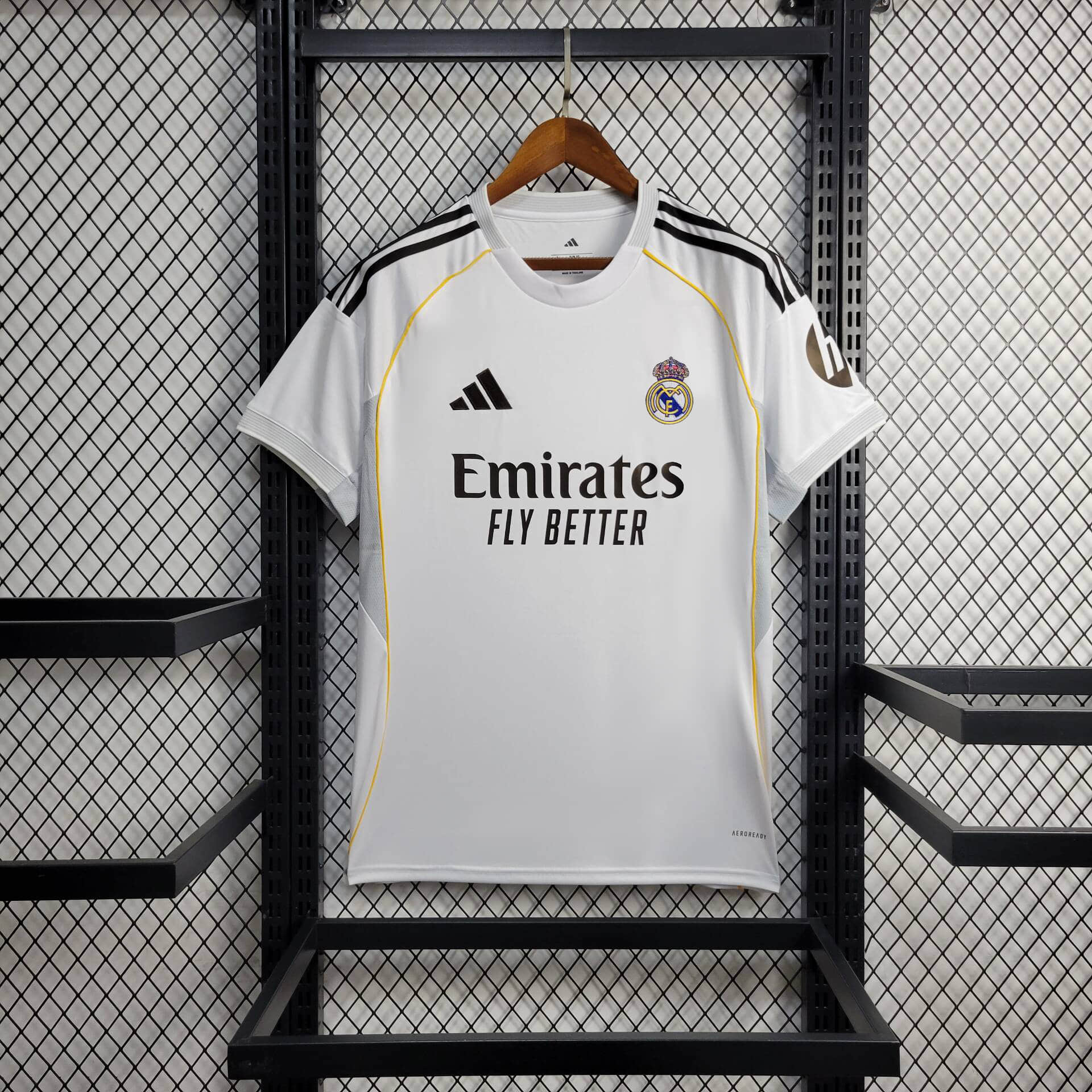 2025/2026 Real Madrid Home Football Shirt 1:1 Thai Quality