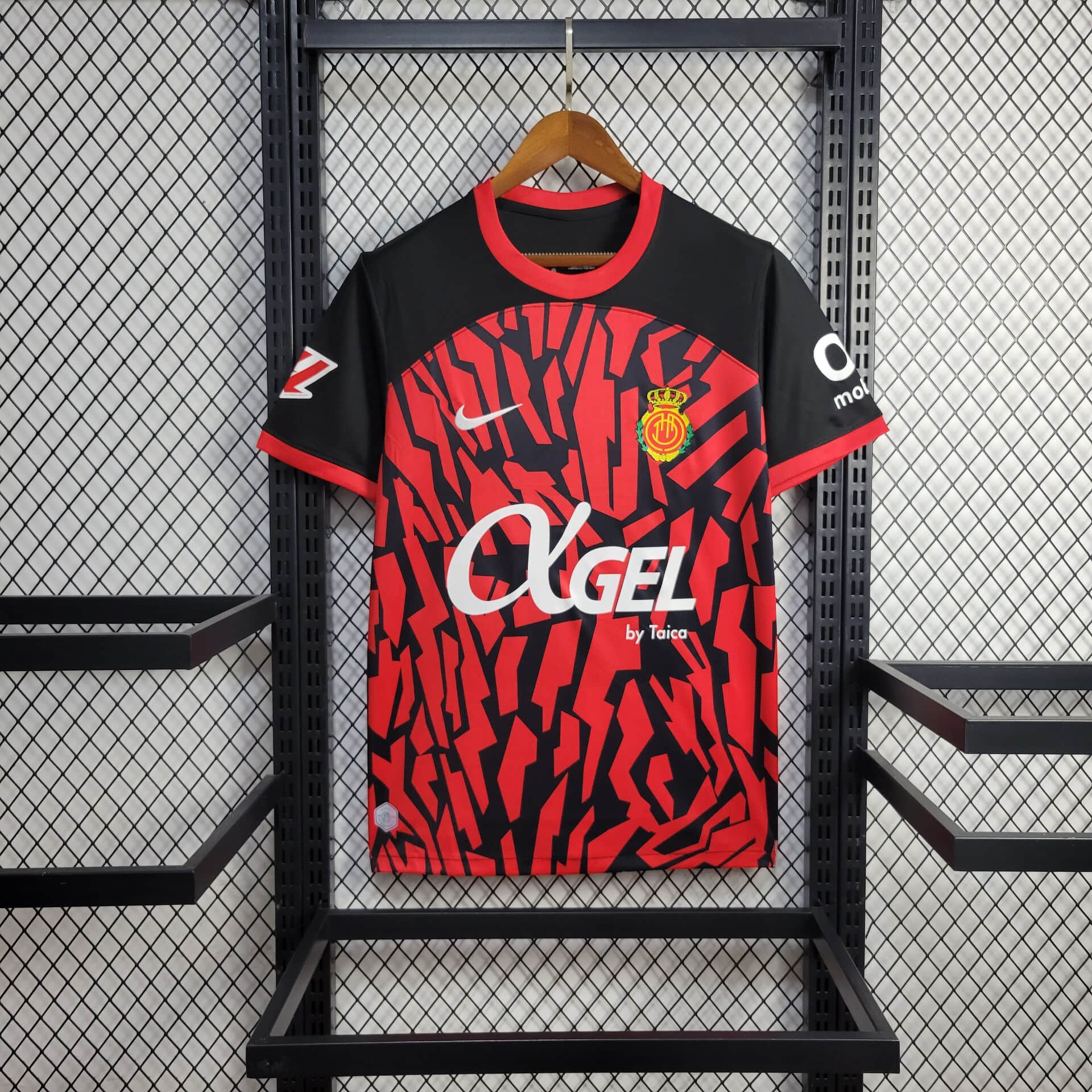 2024/2025 RCD Mallorca Home Football Shirt 1:1 Thai Quality