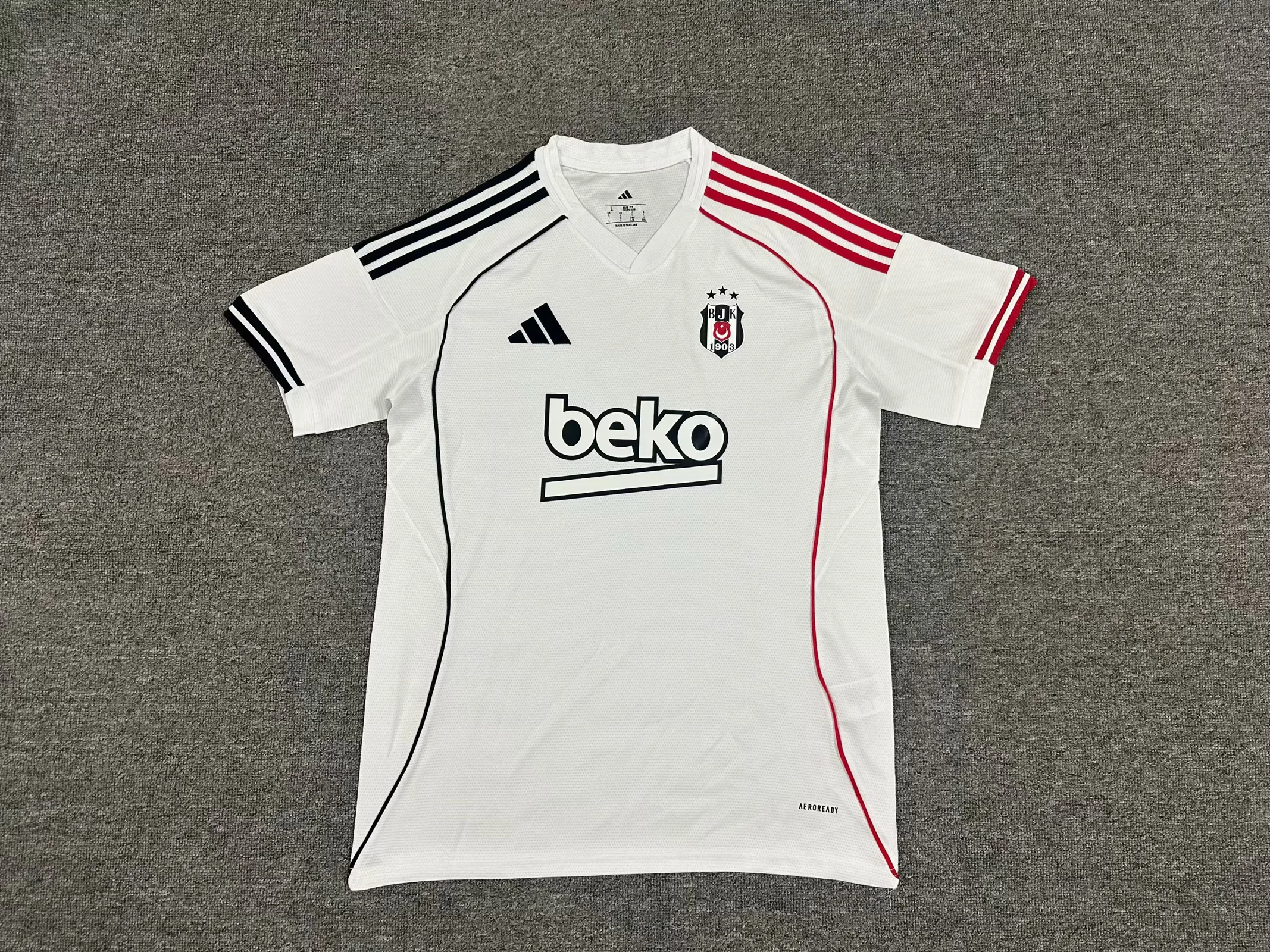 2025/2026 Besiktas Home Football Shirt 1:1 Thai Quality