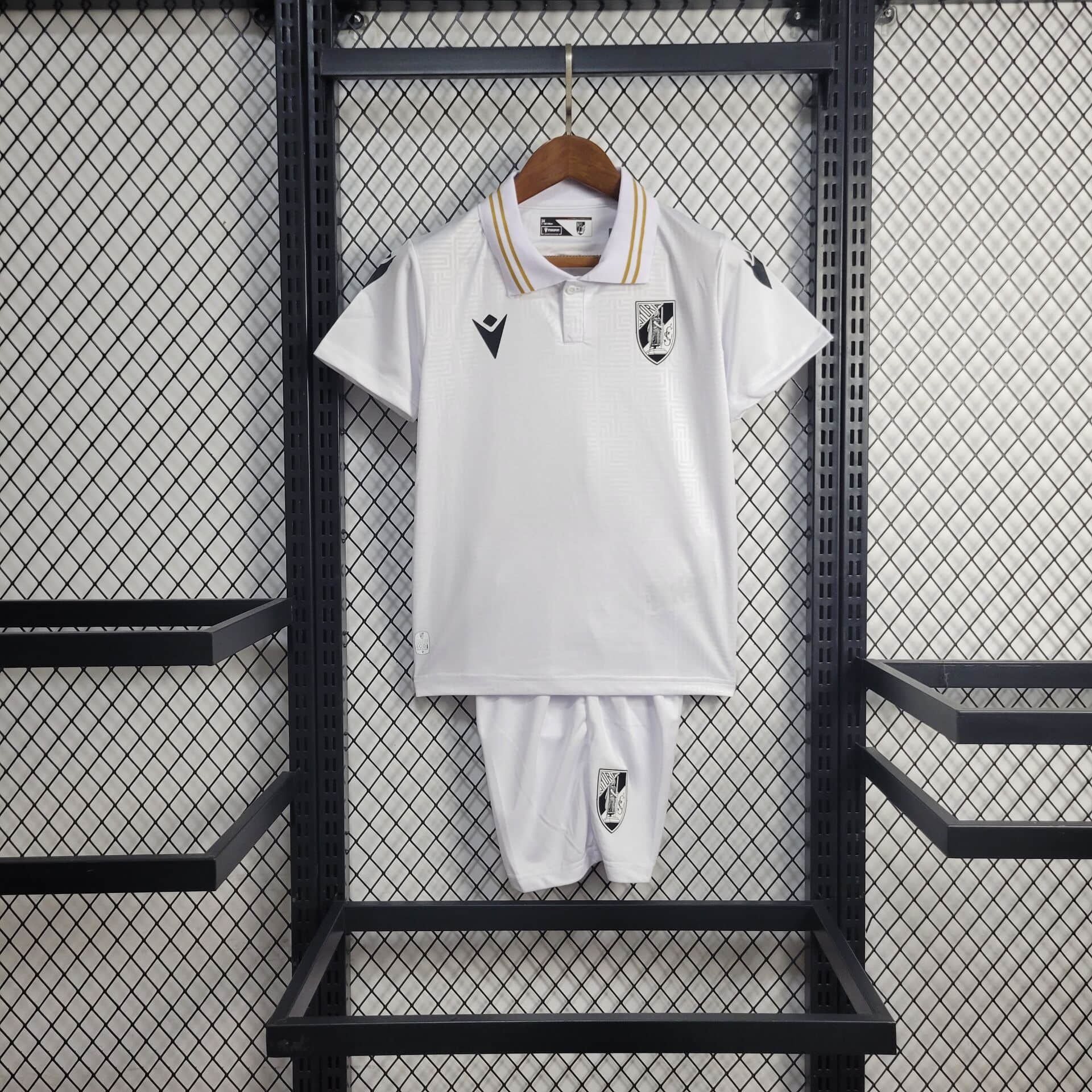 2024/2025 Vitoria Guimaraes Home Football Shirt Kids Size 1:1 Thai Quality