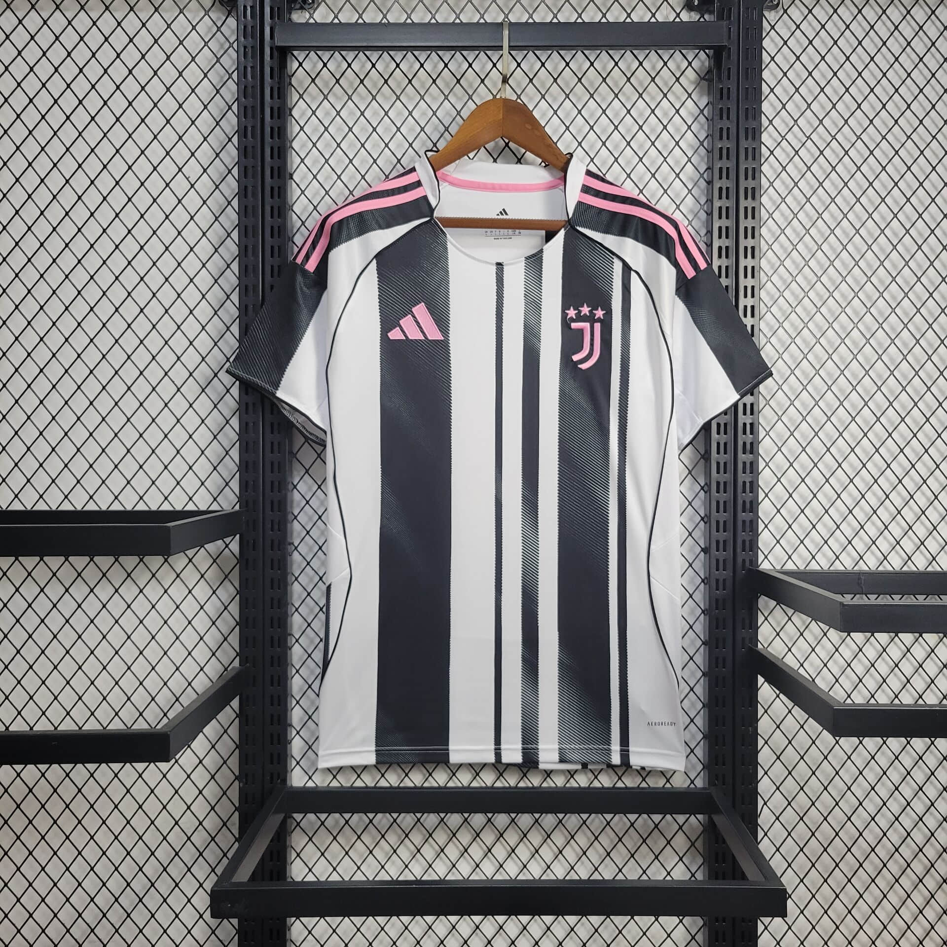 2025/2026 Juventus Home Football Shirt 1:1 Thai Quality