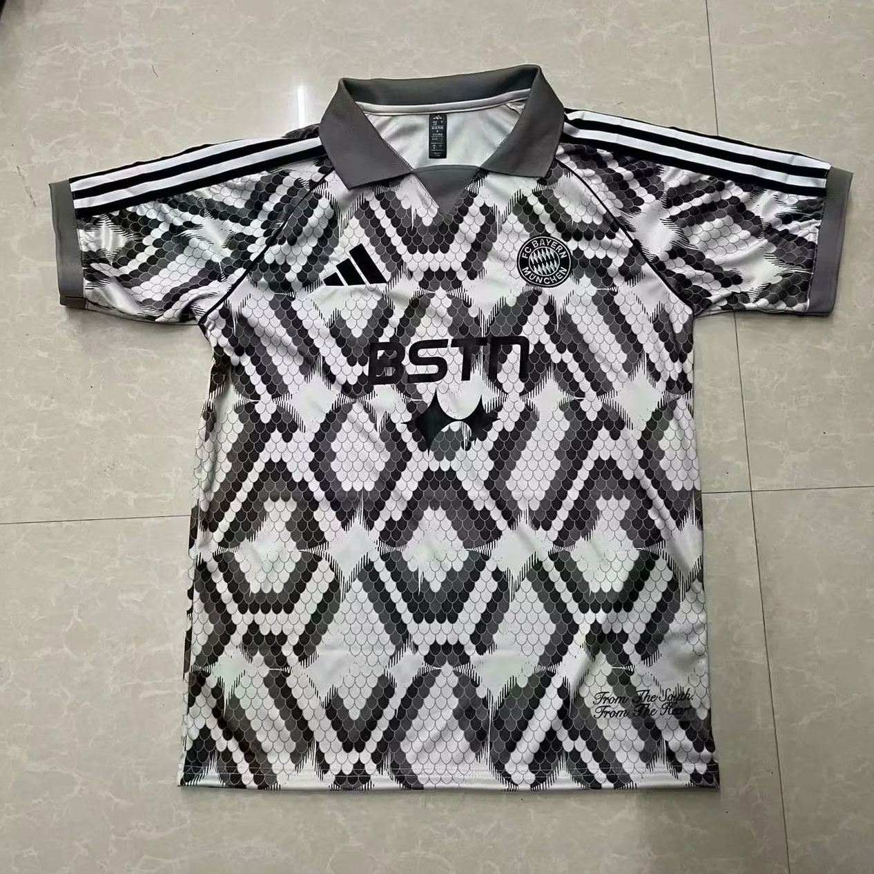 2025/2026 Bayern Munchen Commemorative Edition Football Shirt 1:1 Thai Quality