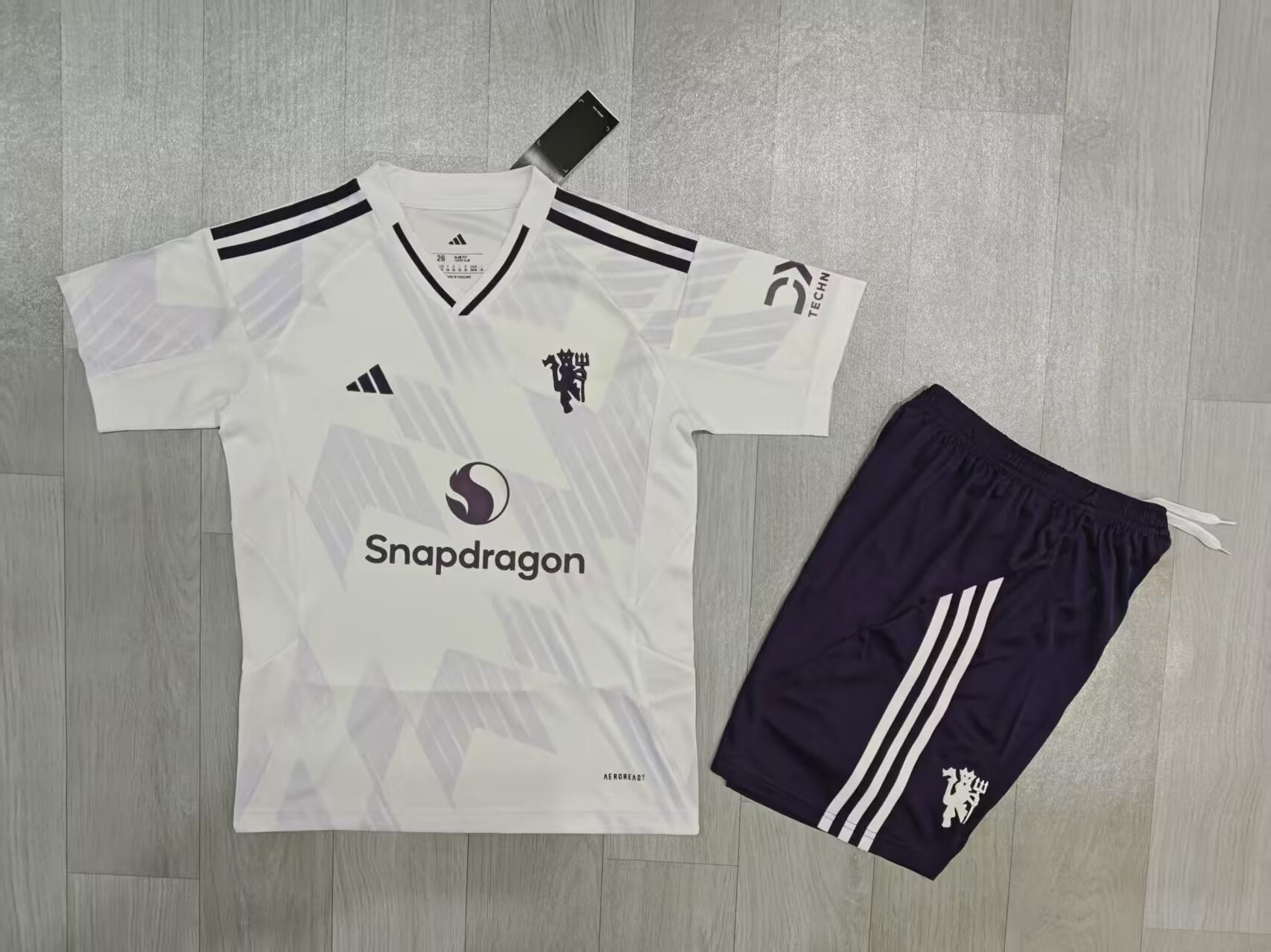 2025/2026 Manchester United Away Football Shirt Kids Size 1:1 Thai Quality