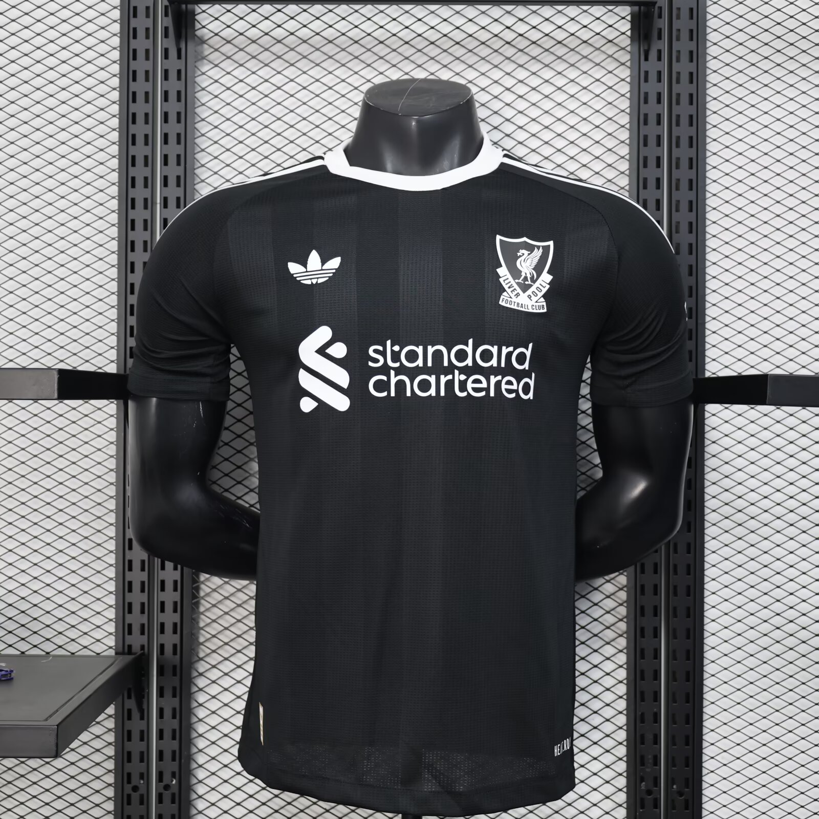 2025/2026 Player Version Liverpool Goalkeeper Football Shirt 1:1 Thai Quality
