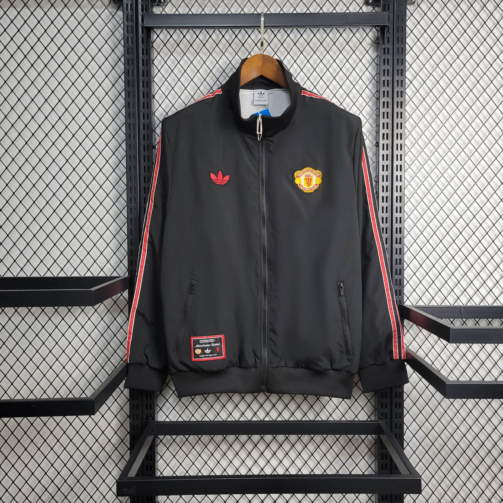 2025/2026 Manchester United Windbreaker Football Shirt