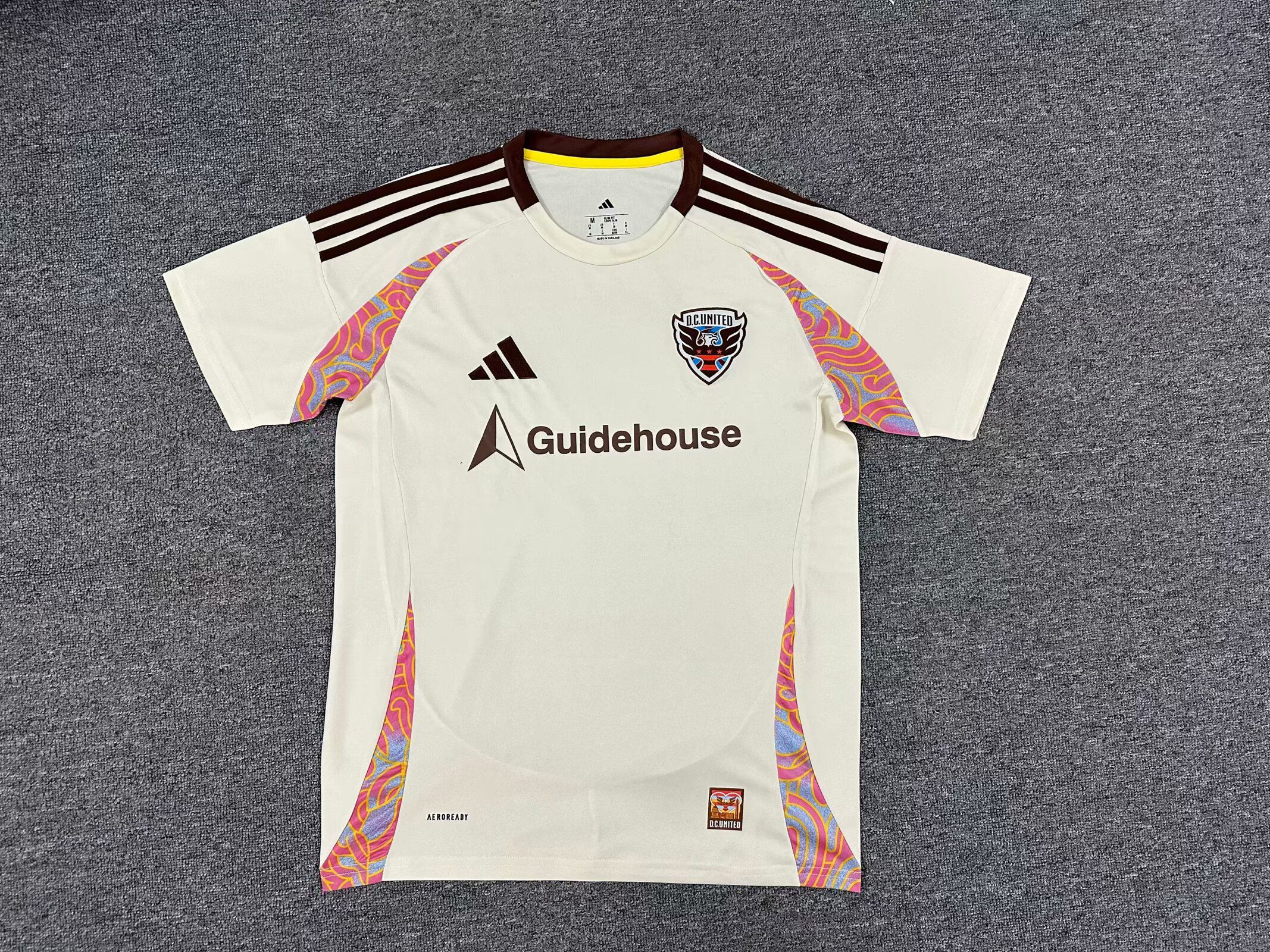 6c0ff10a06457fd2fb3fc2d4ab927286 2025/2026 Washington Home Football Shirt 1:1 Thai Quality