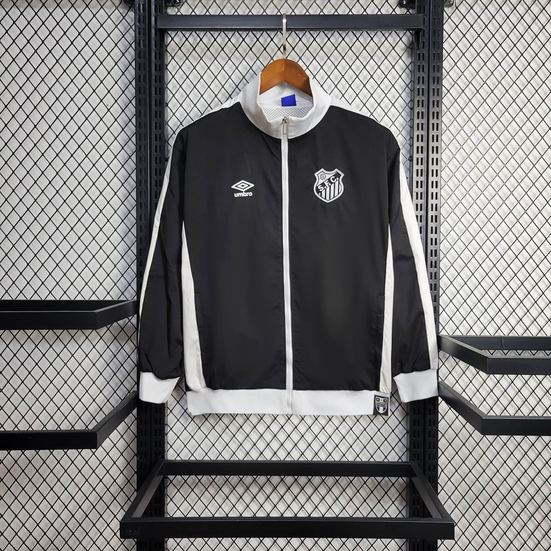 2025/2026 Santos Windbreaker Football Shirt
