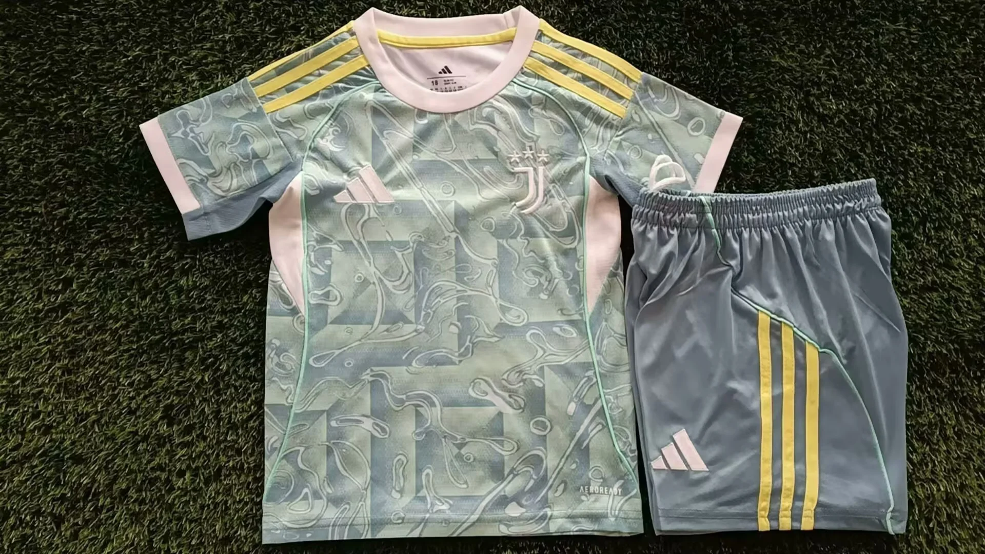 2025/2026 Juventus Away Football Shirt Kids Size 1:1 Thai Quality
