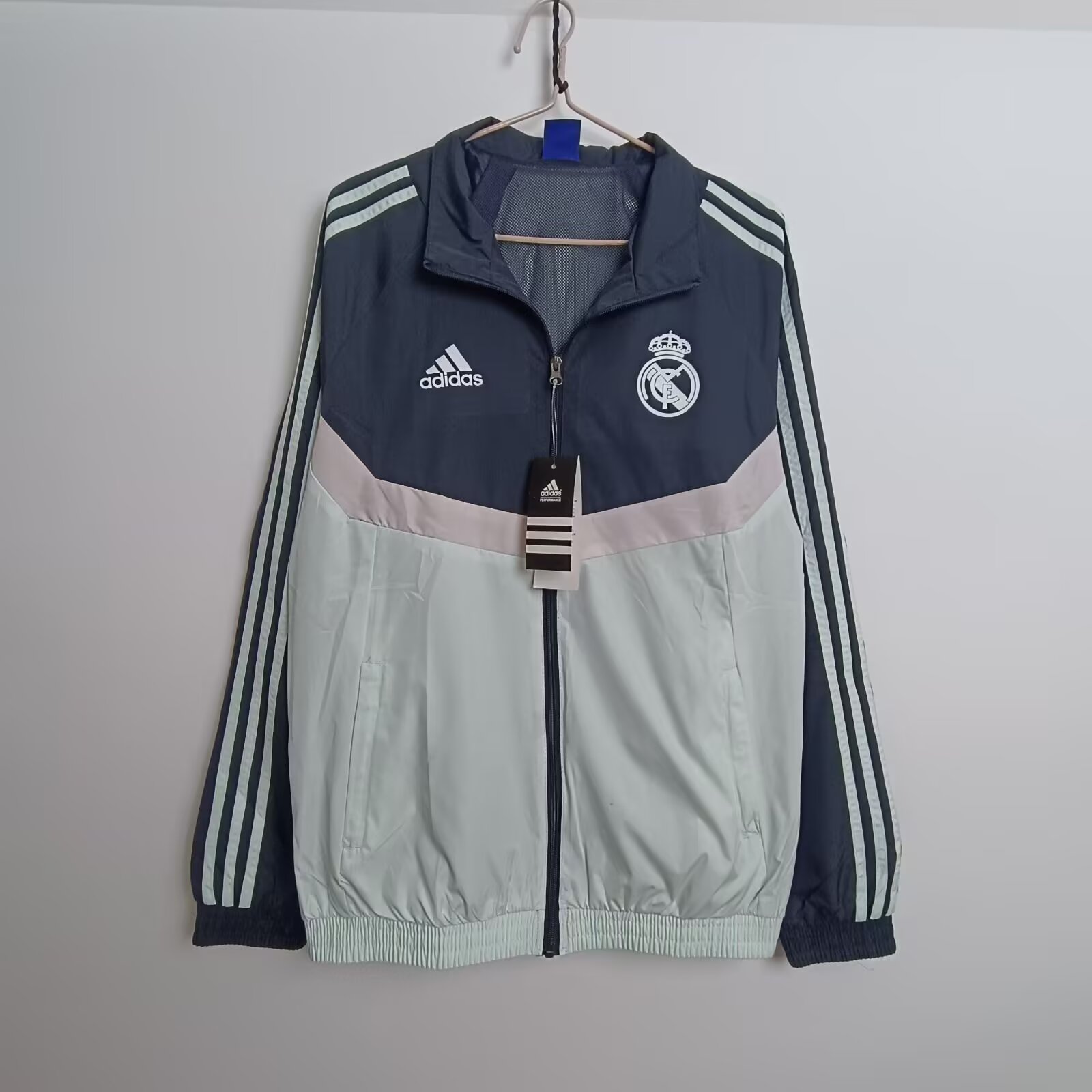 2025/2026 Real Madrid Windbreaker Football Shirt