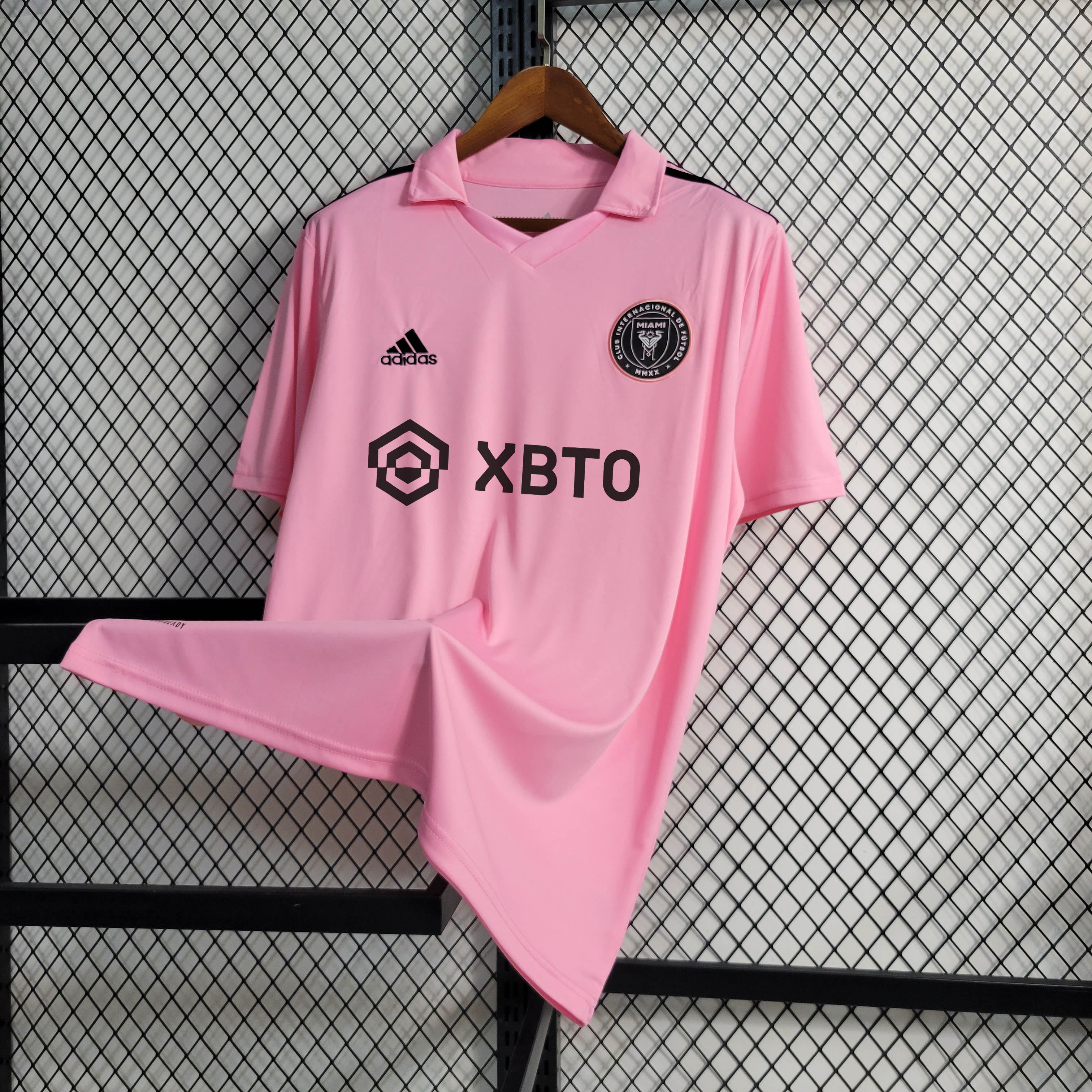 2023/2024 Inter Miami Home Football Shirt 1:1 Thai Quality - Image 3