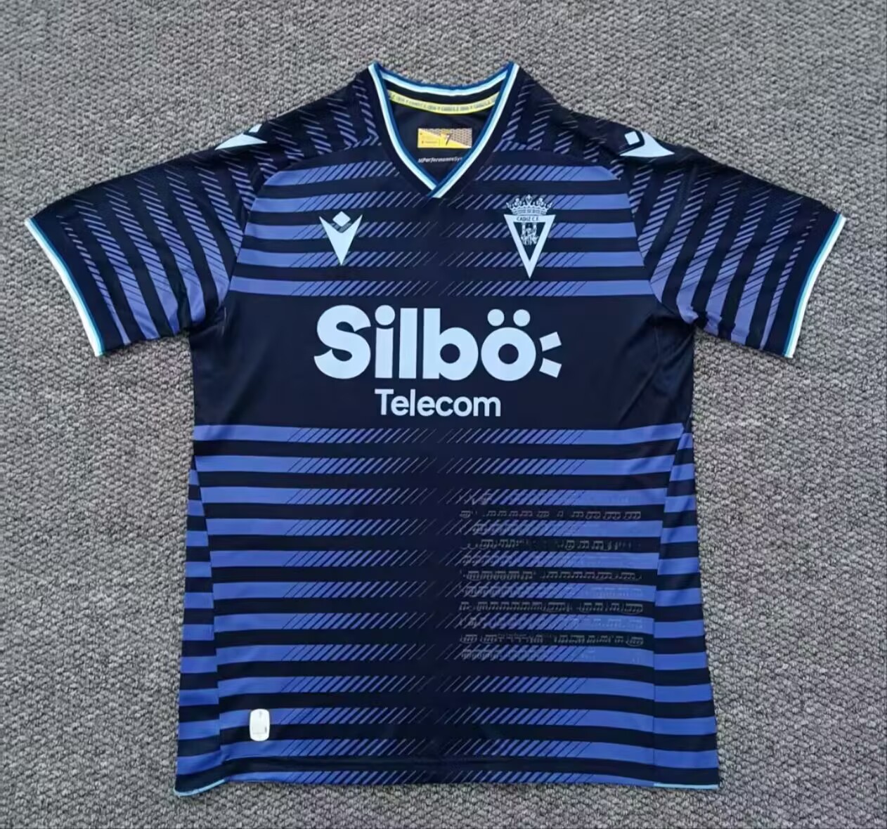 9617ff084e27d5cb4e09bf226c7236a1 2024/25 Cadiz Third Football Shirt 1:1 Thai Quality