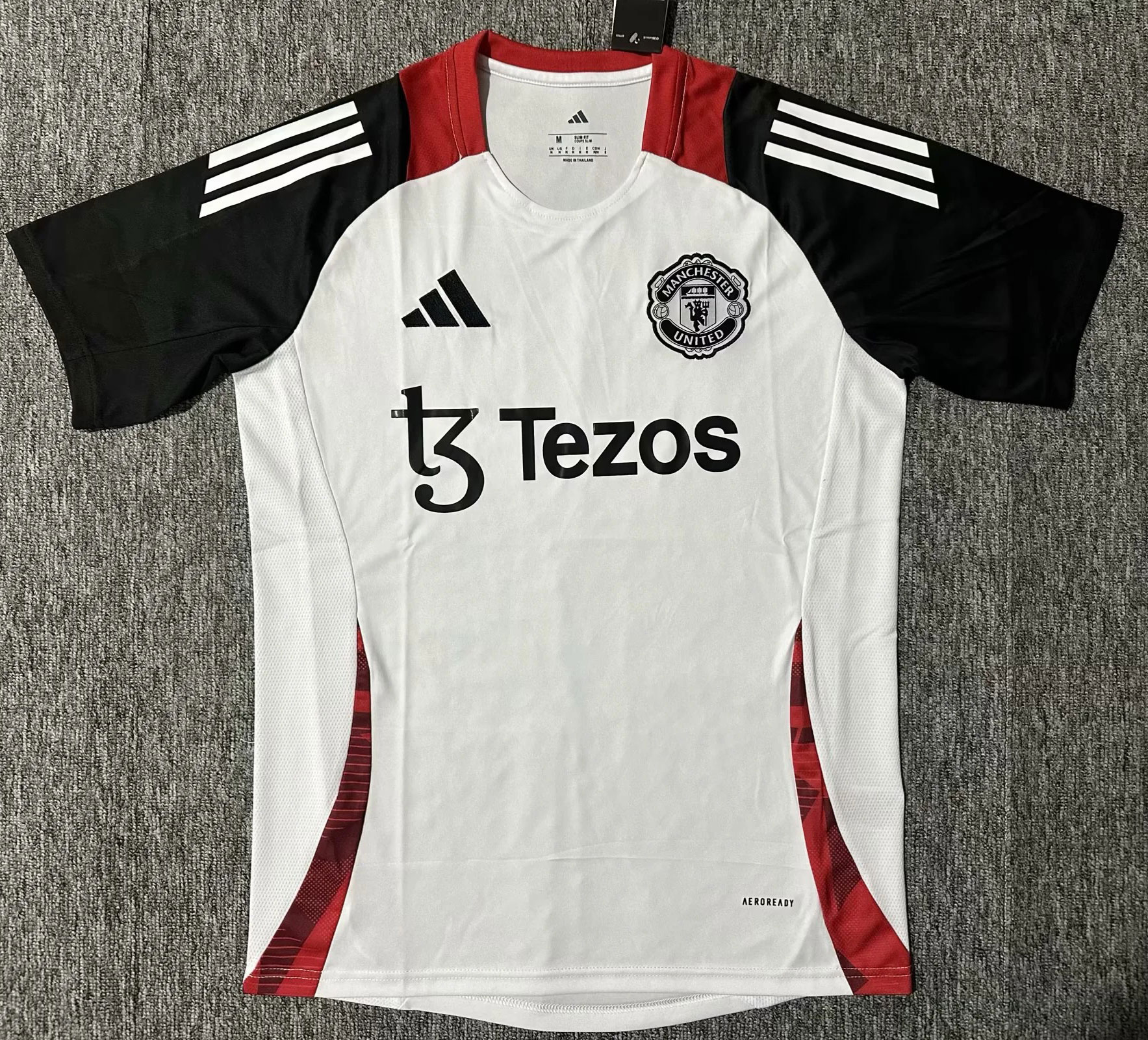 2025/2026 Manchester United Training Wear Football Shirt 1:1 Thai Quality