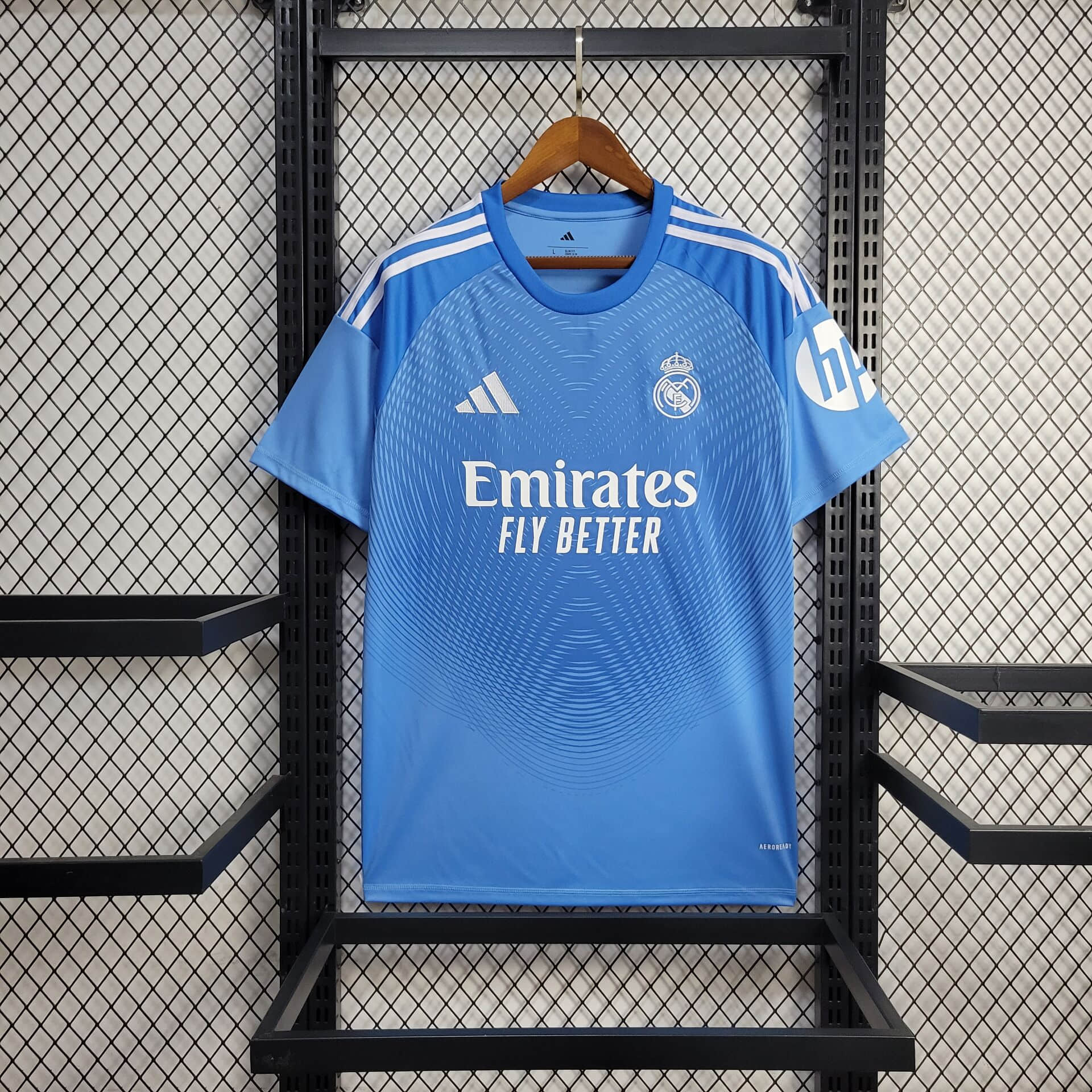 2025/2026 Real Madrid Goalkeeper Football Shirt 1:1 Thai Quality