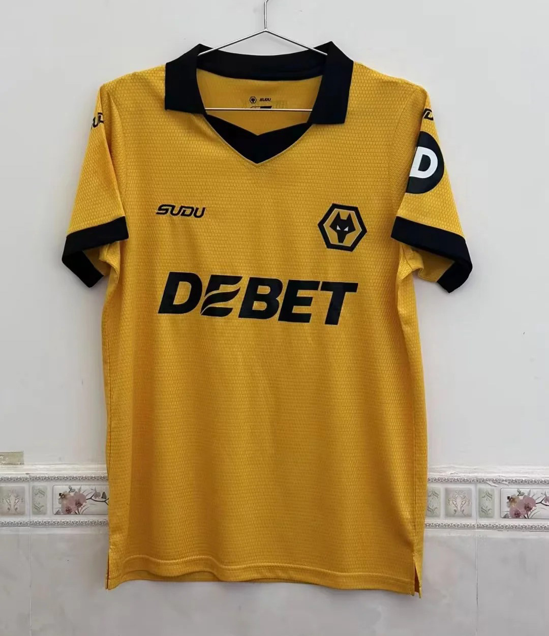 2025/2026 Wolverhampton Home Football Shirt 1:1 Thai Quality
