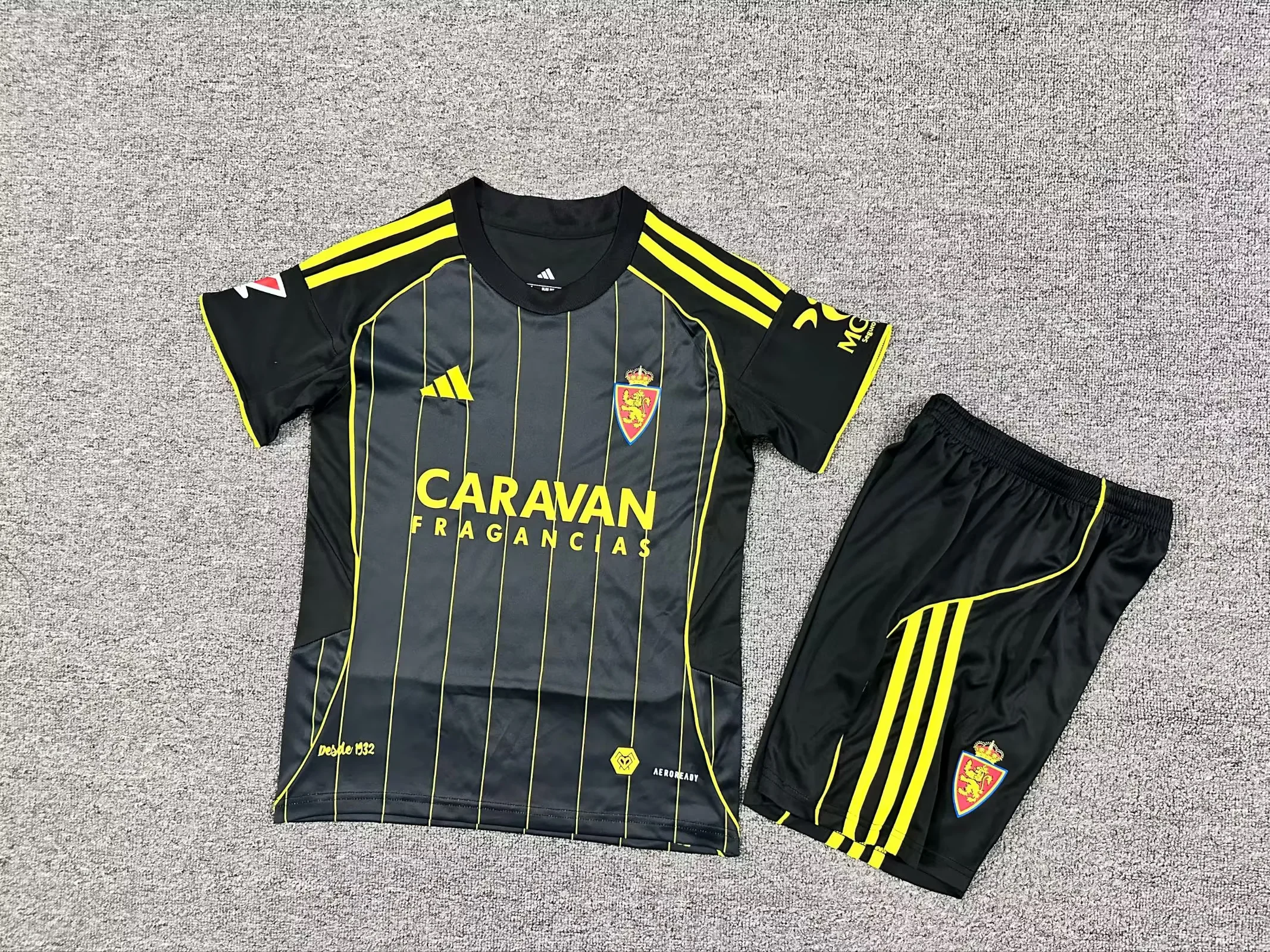 2025/2026 Real Zaragoza Away Football Shirt Kids Size 1:1 Thai Quality