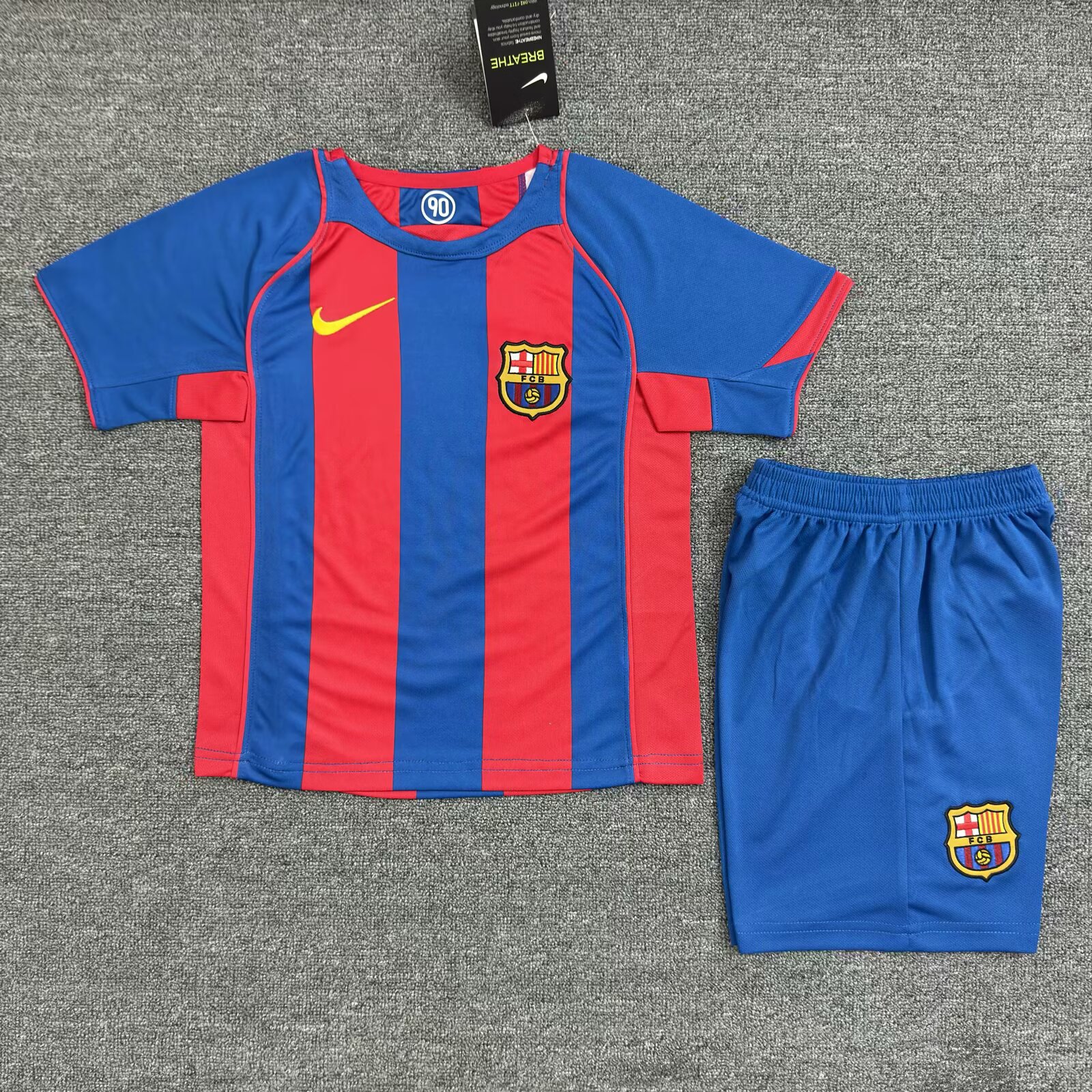 2004/2005 Retro Barcelona Home Football Shirt Kids Size 1:1 Thai Quality