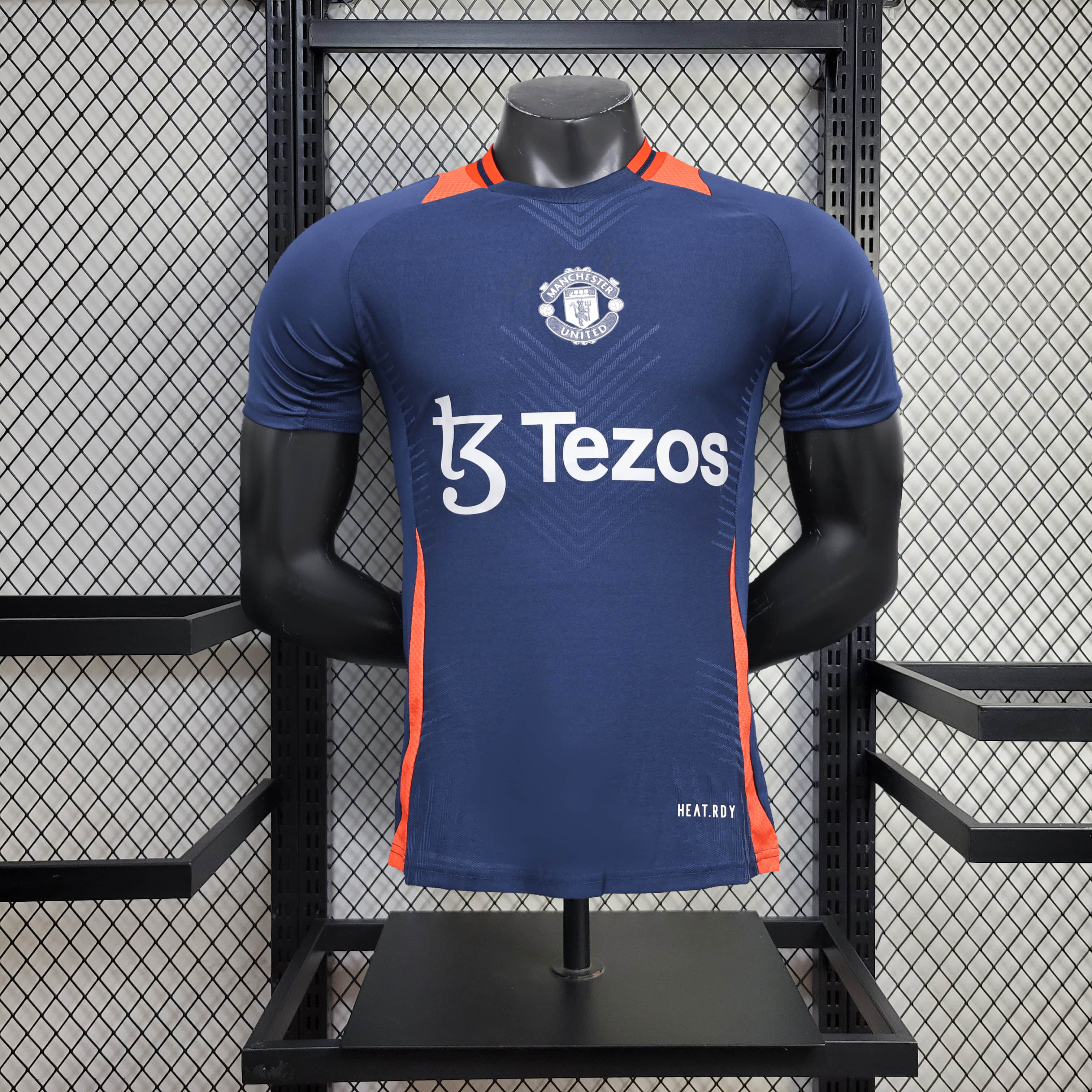 2024/2025 Player Version Manchester United Training Wear Football Shirt 1:1 Thai Quality