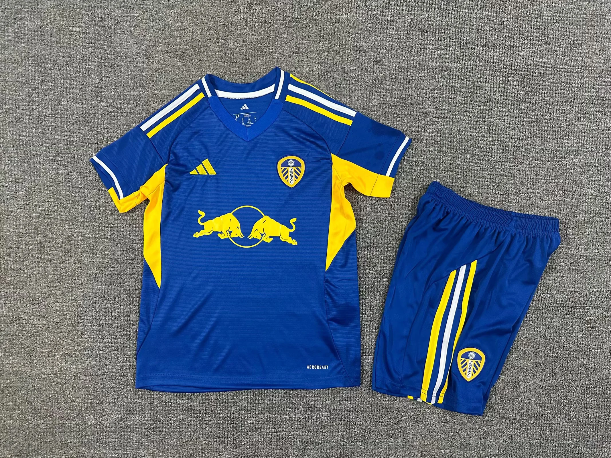 2025/2026 Leeds United Away Football Shirt Kids Size 1:1 Thai Quality