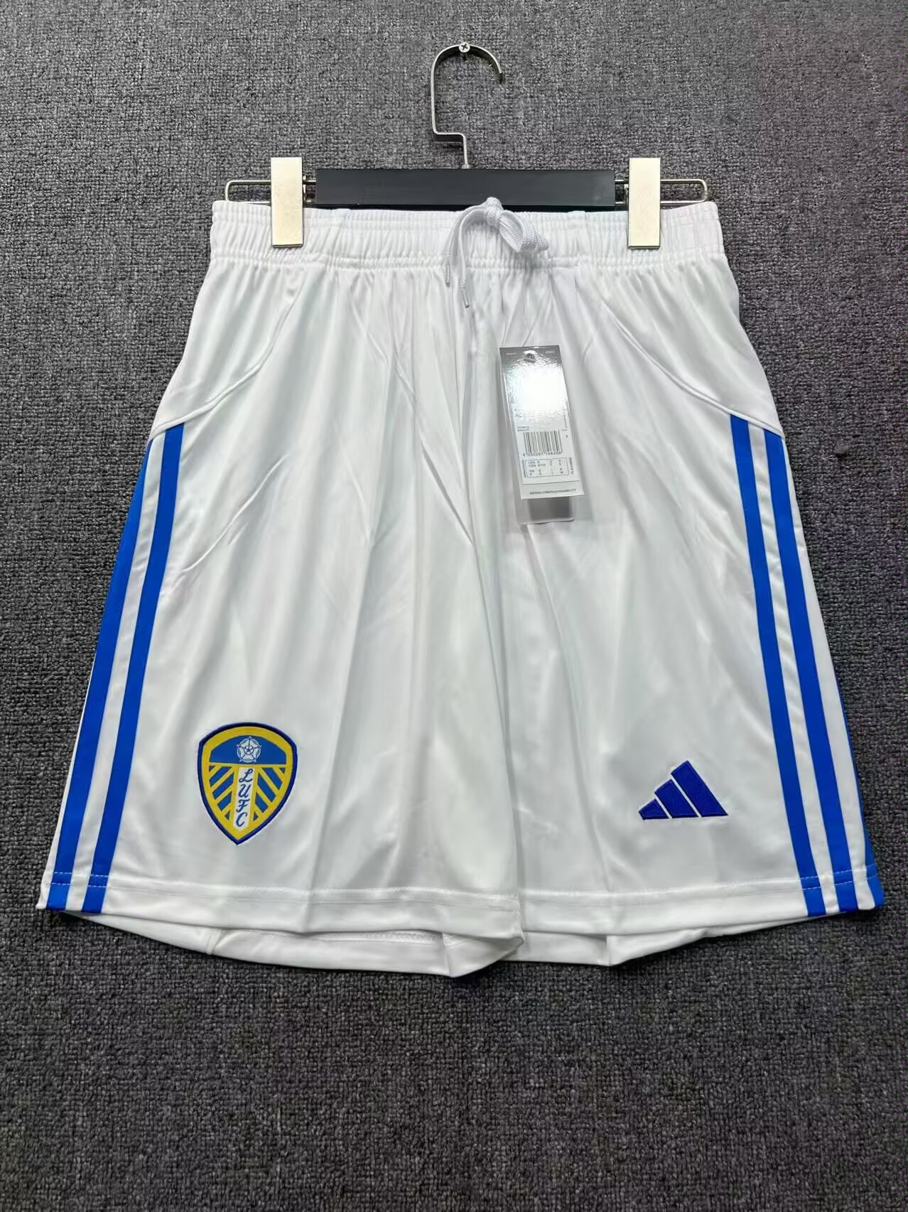 2025/2026 Leeds United Home Shorts 1:1 Thai Quality
